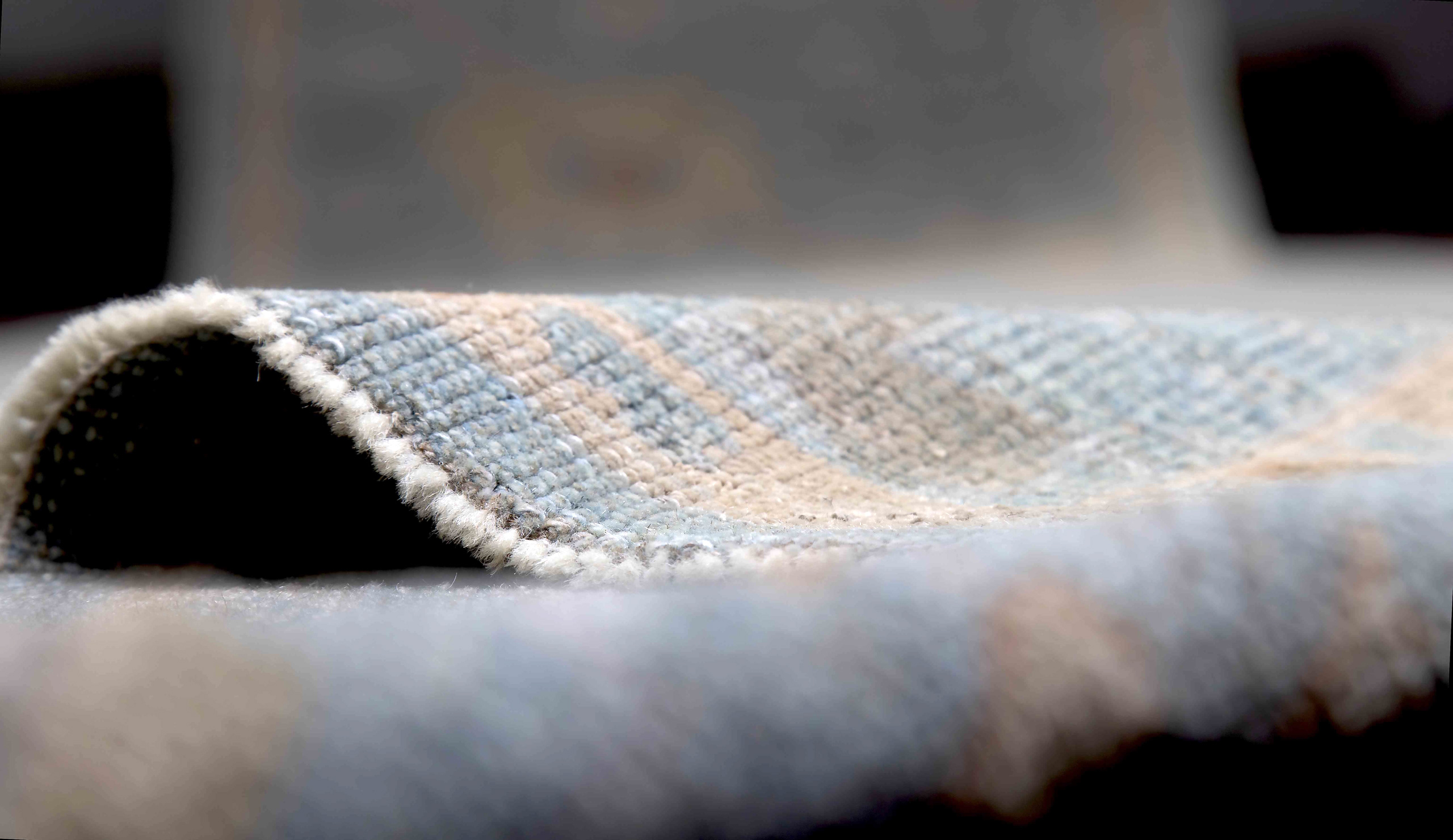 Thumbnail 8 for Persian Oushak Traditional Rug 89042