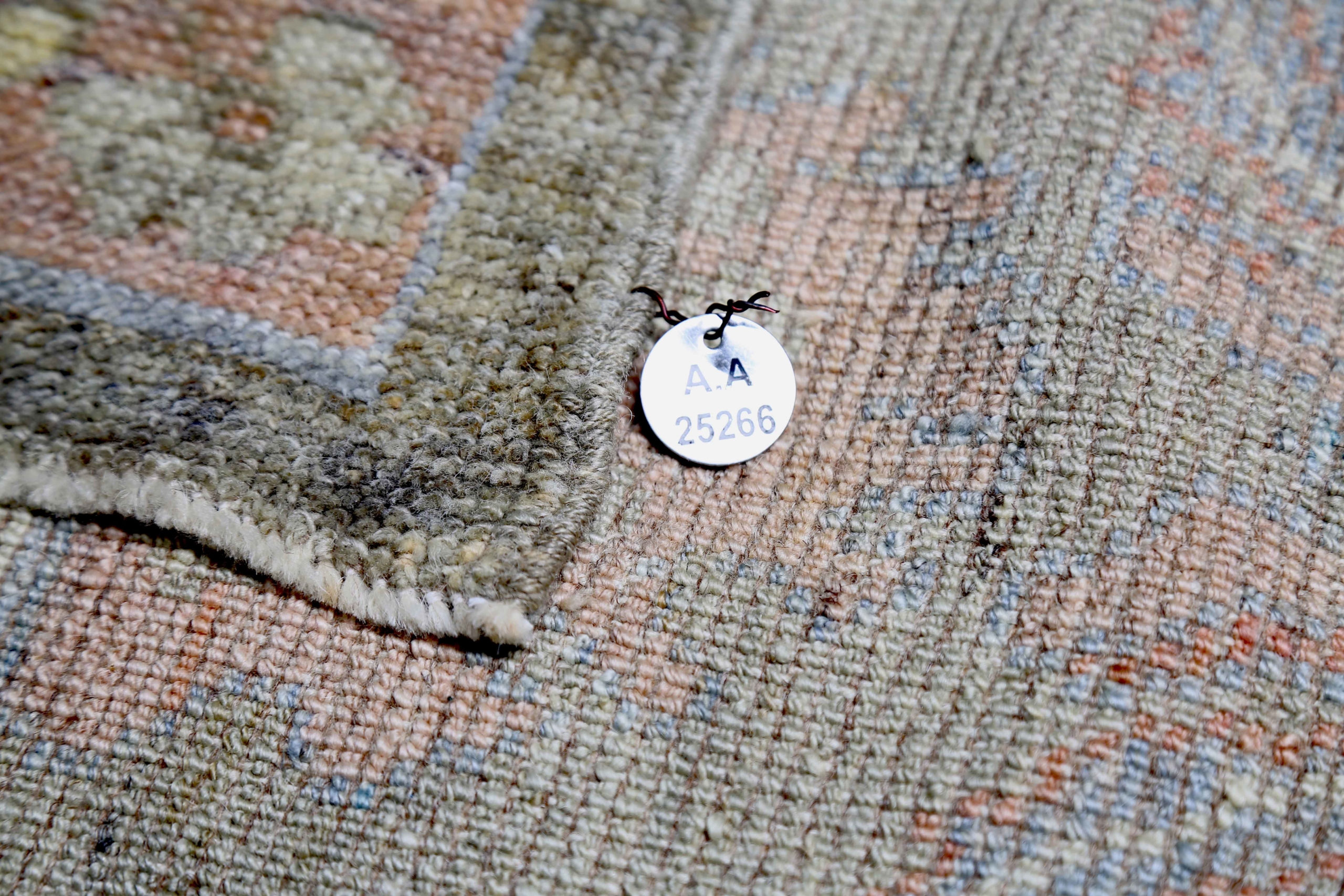 Thumbnail 4 for Persian Oushak Transitional Rug 88979