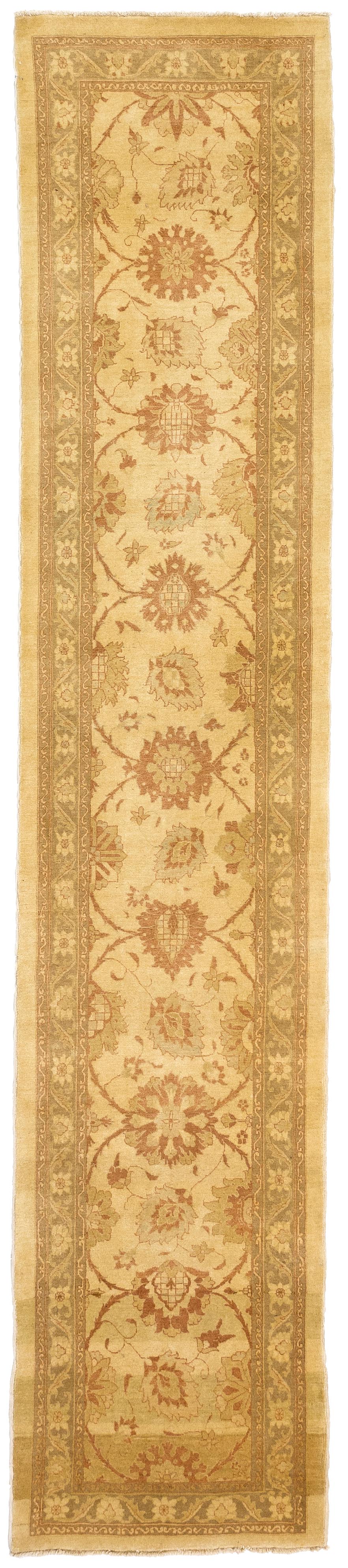 Thumbnail 4 for Persian Tabriz Transitional Rug 10947