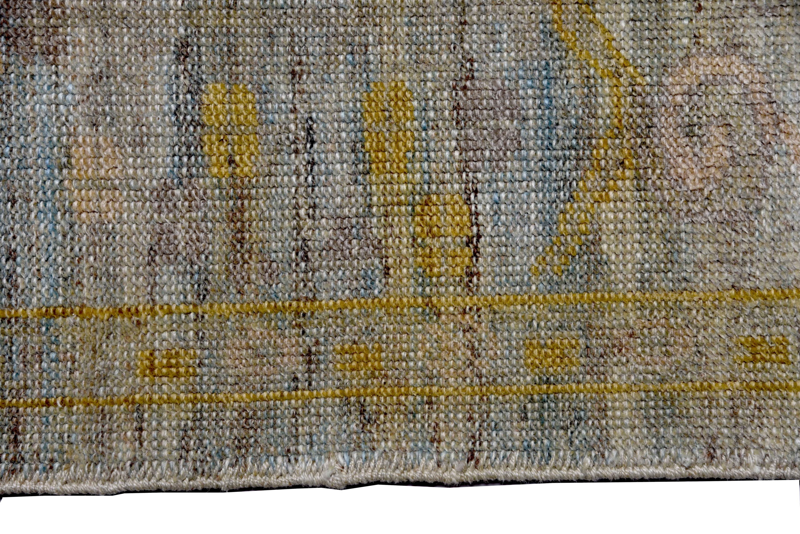 Thumbnail 5 for Persian Oushak Transitional Rug 88969