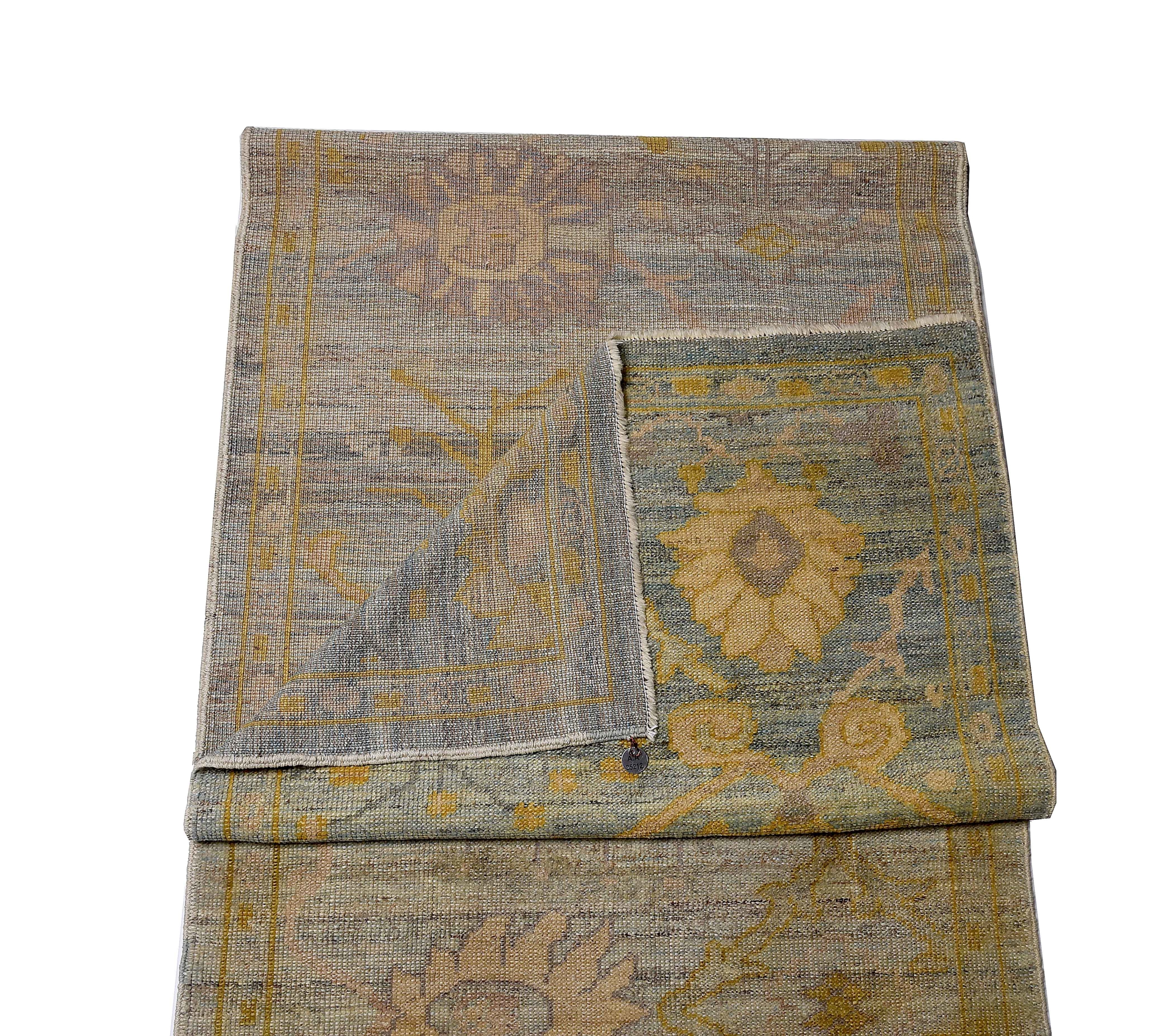 Thumbnail 4 for Persian Oushak Transitional Rug 88969