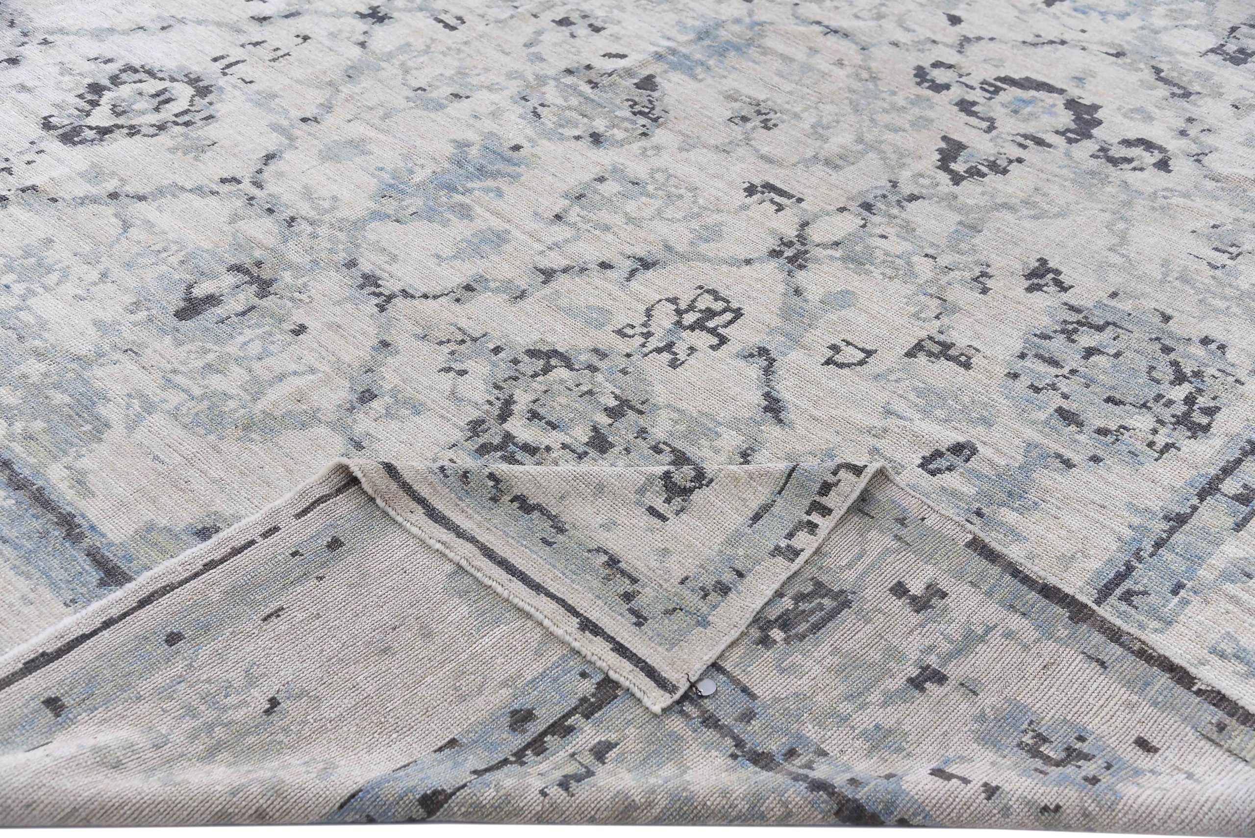 Thumbnail 5 for Persian Oushak Transitional Rug 88949