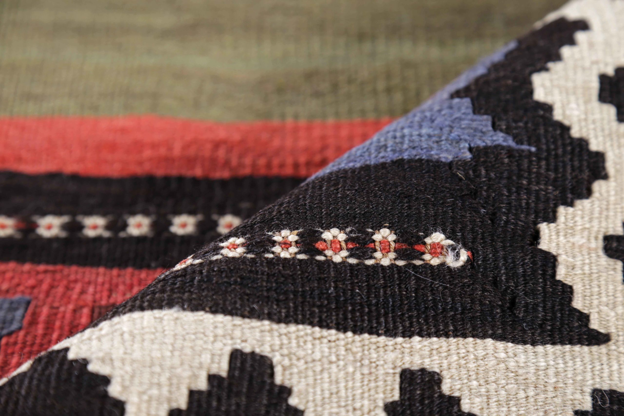 Thumbnail 8 for Antique Persian Traditional Rug 91521