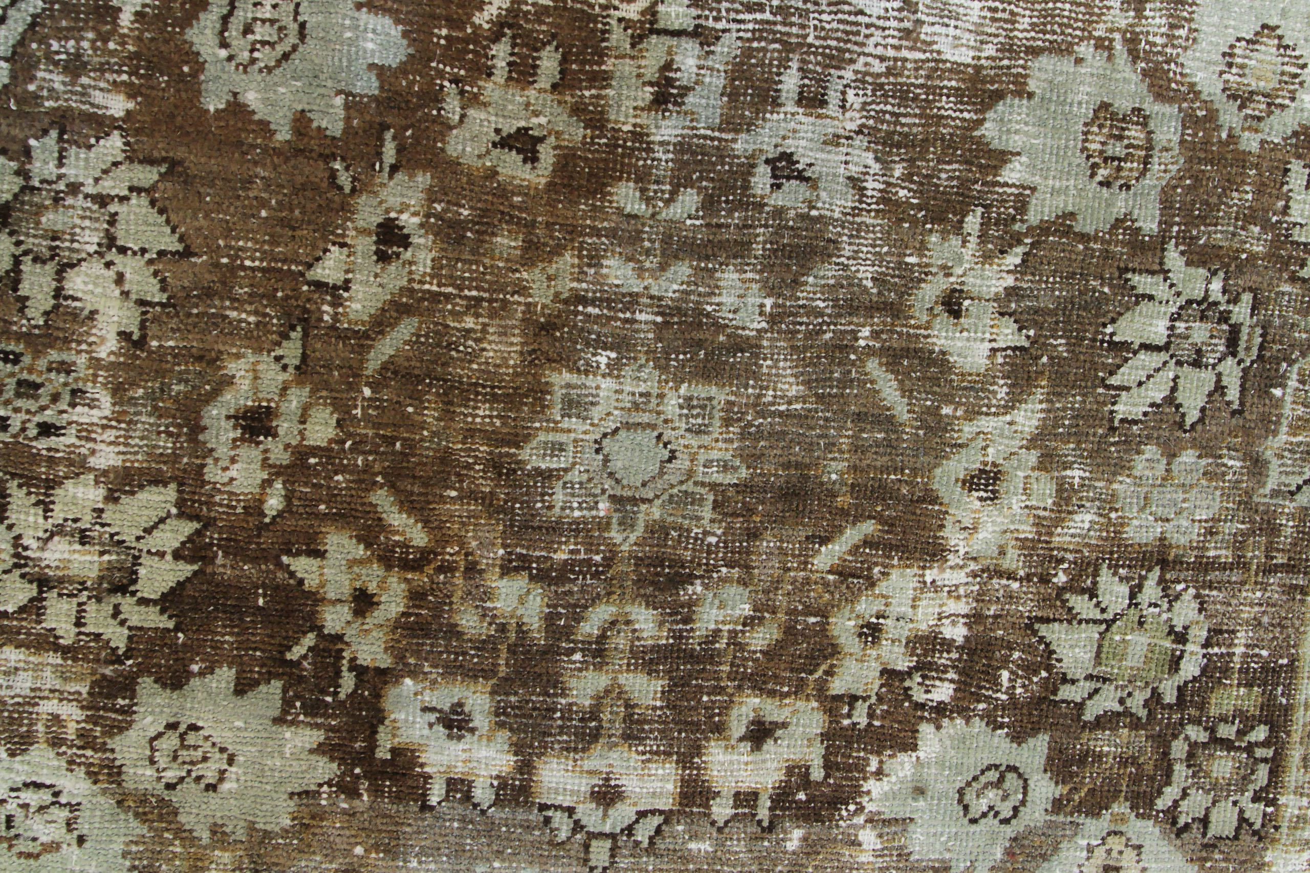 Thumbnail 4 for Antique Persian Sultanabad Transitional Rug 88920