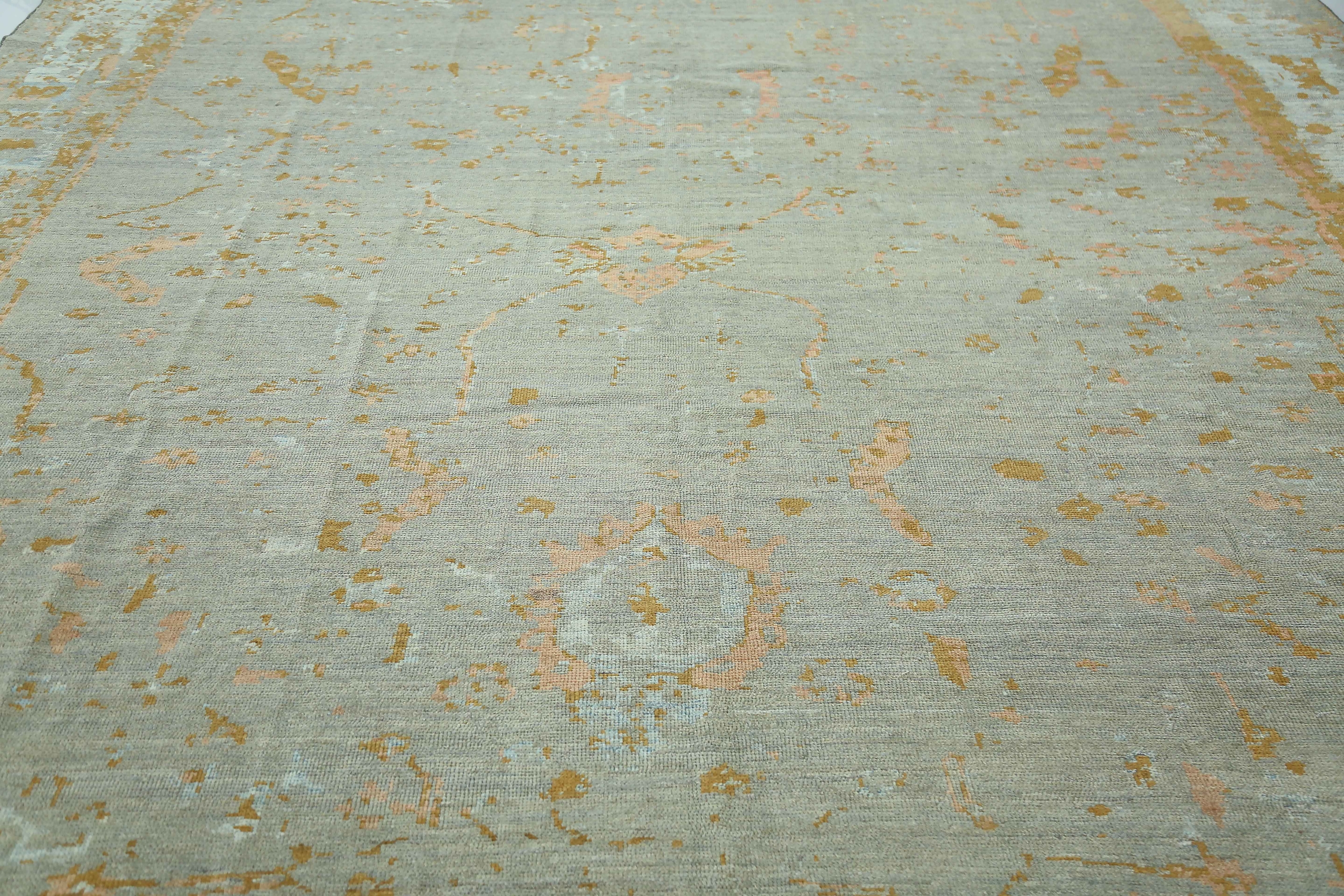 Thumbnail 4 for Persian Oushak Transitional Rug 88953