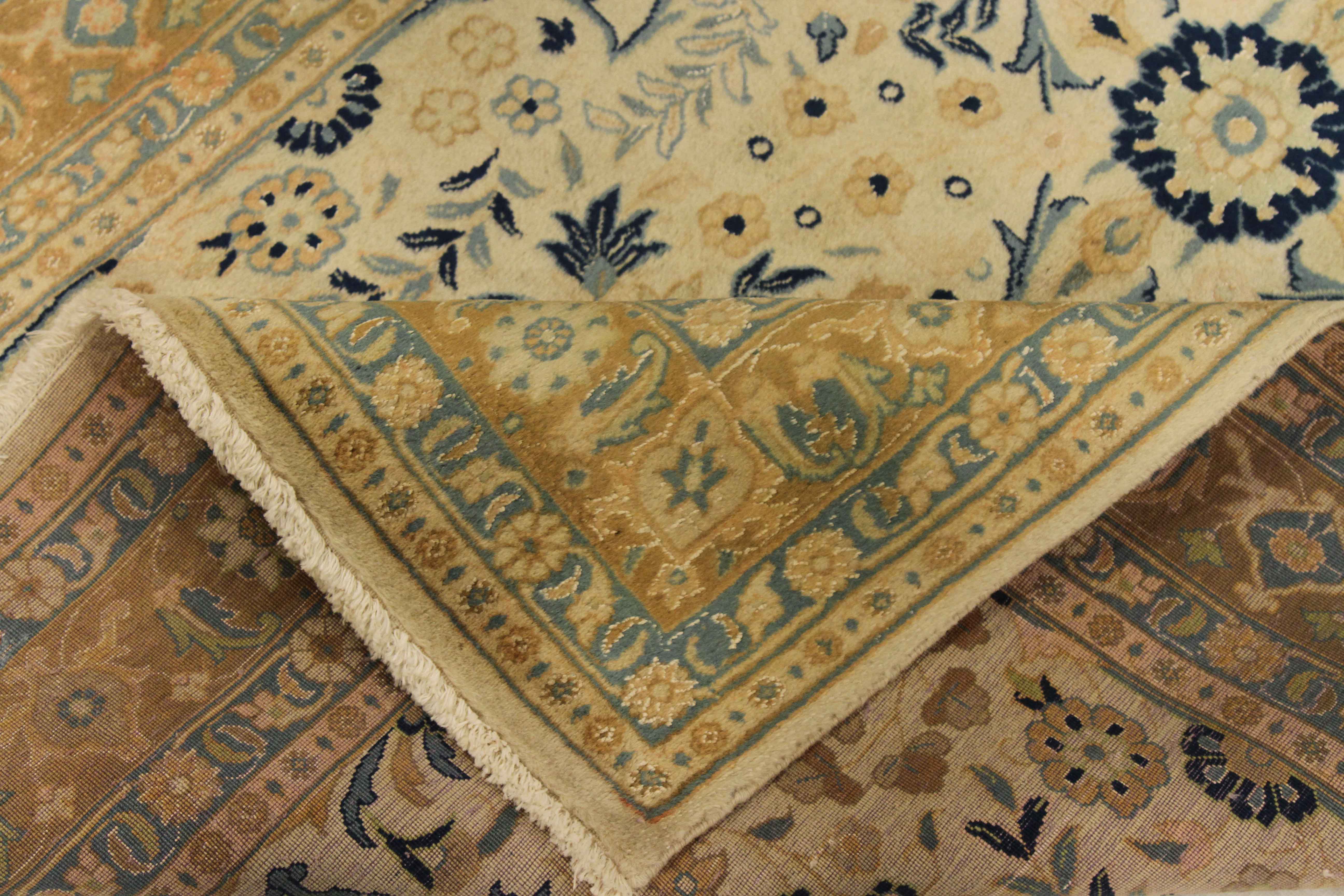 Thumbnail 4 for Antique Persian Sarouk Transitional Rug 11082