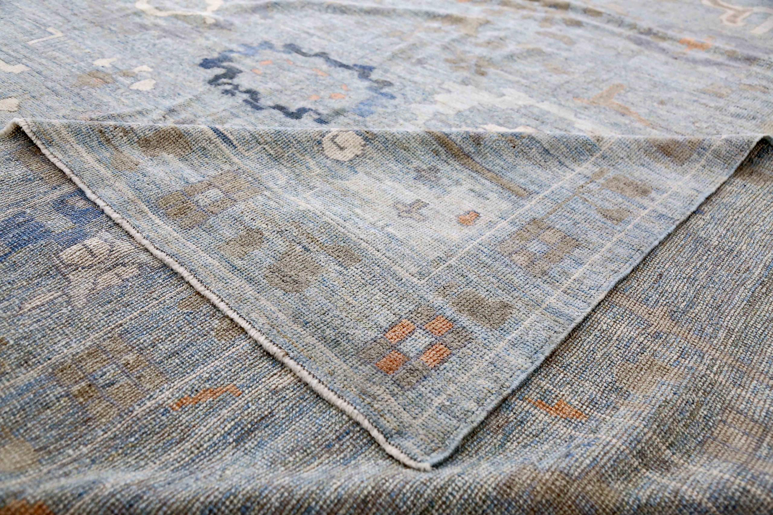 Thumbnail 4 for Persian Oushak Traditional Rug 89021