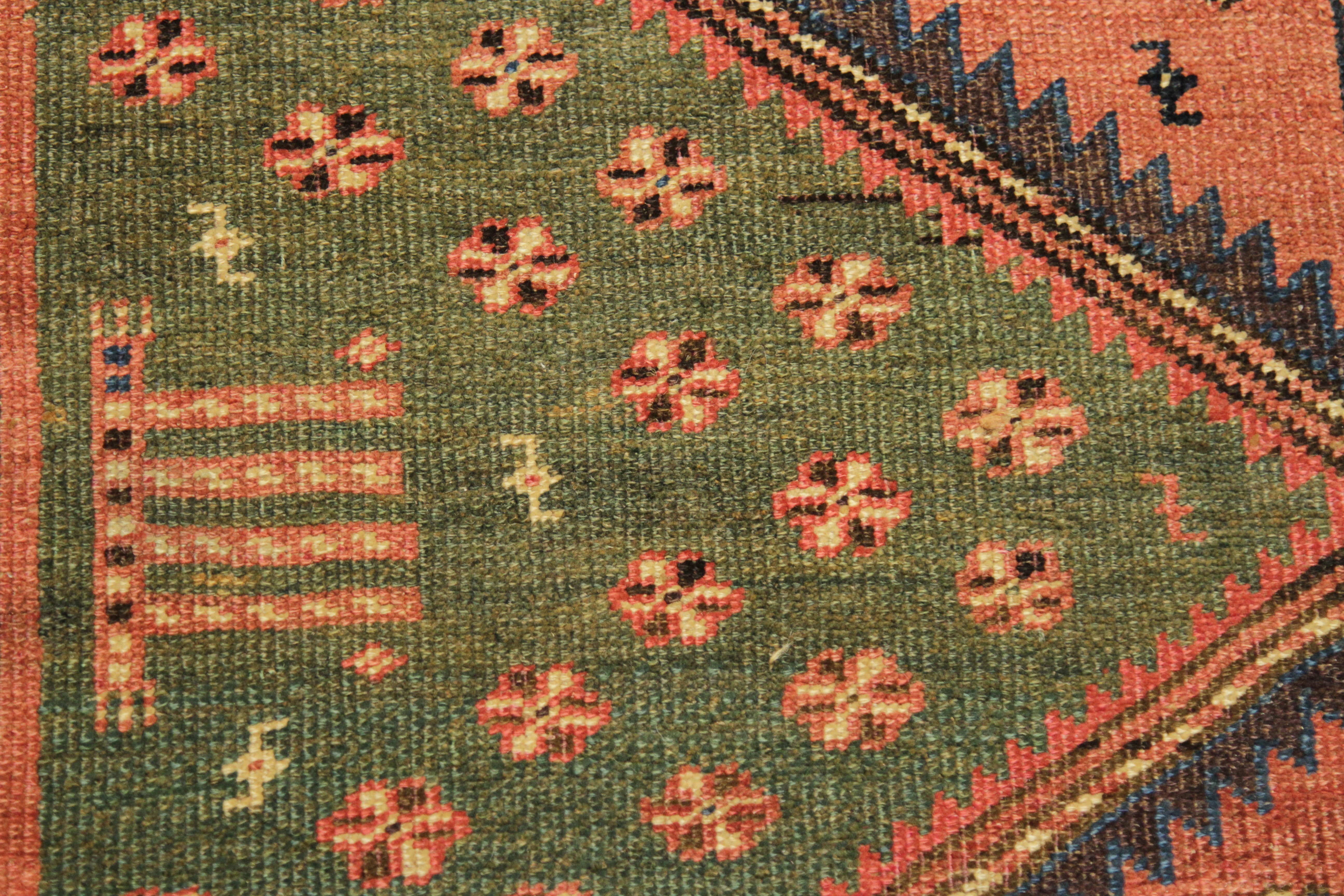Thumbnail 2 for Antique Persian Bijar Traditional Rug 71717