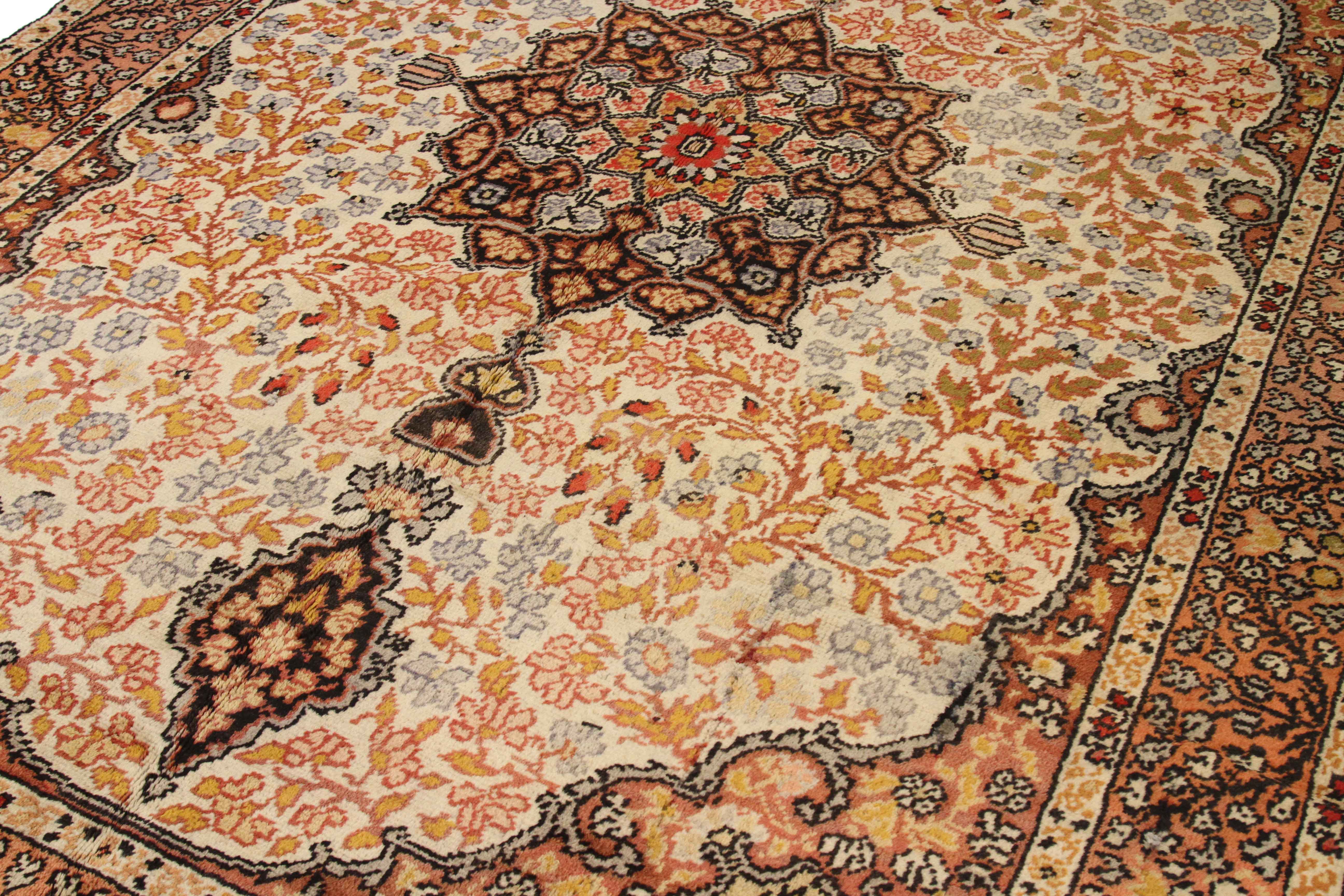 Thumbnail 4 for Antique Turkey Oushak Traditional Rug 71832