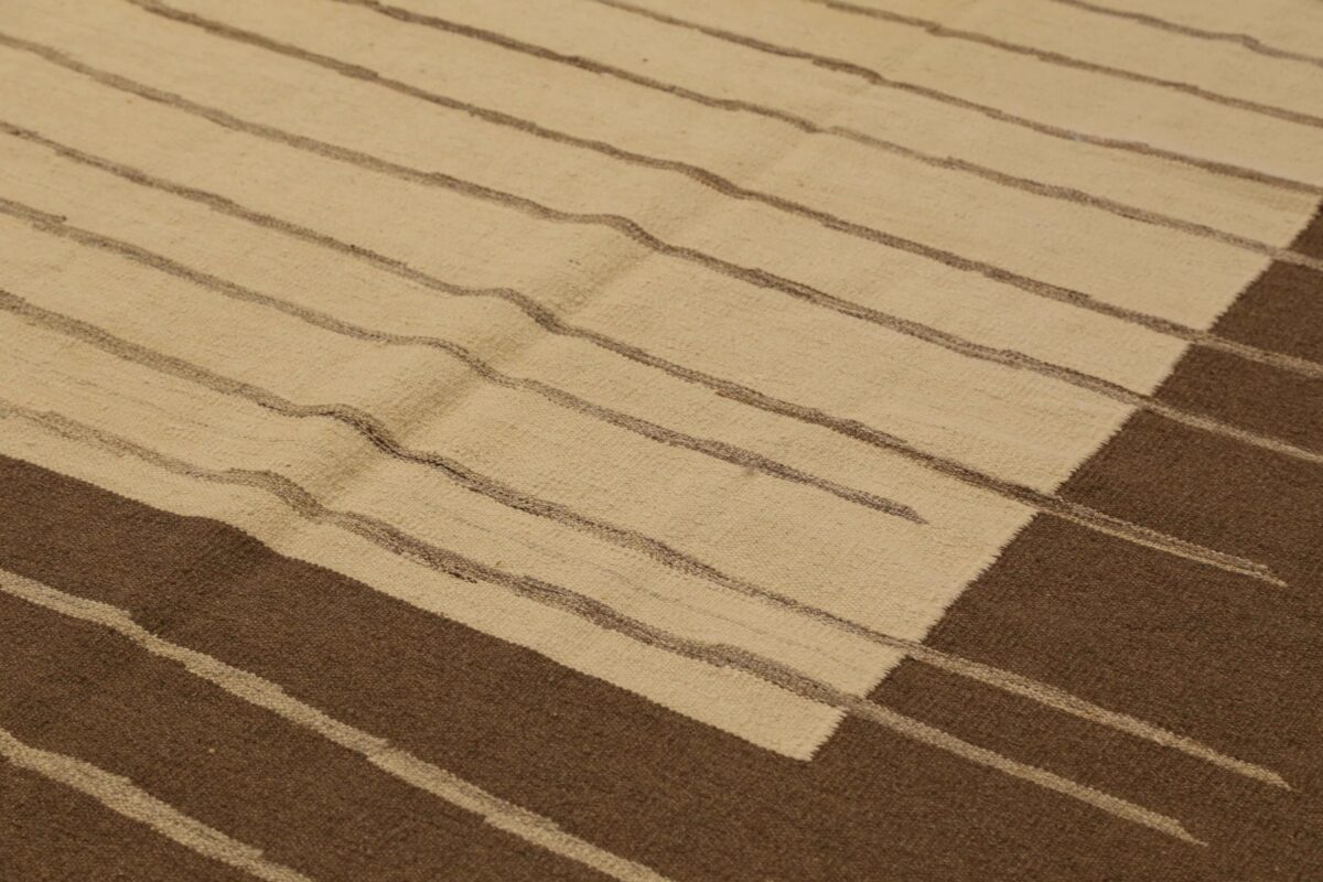 Thumbnail 15 for Persian Transitional Rug 72624