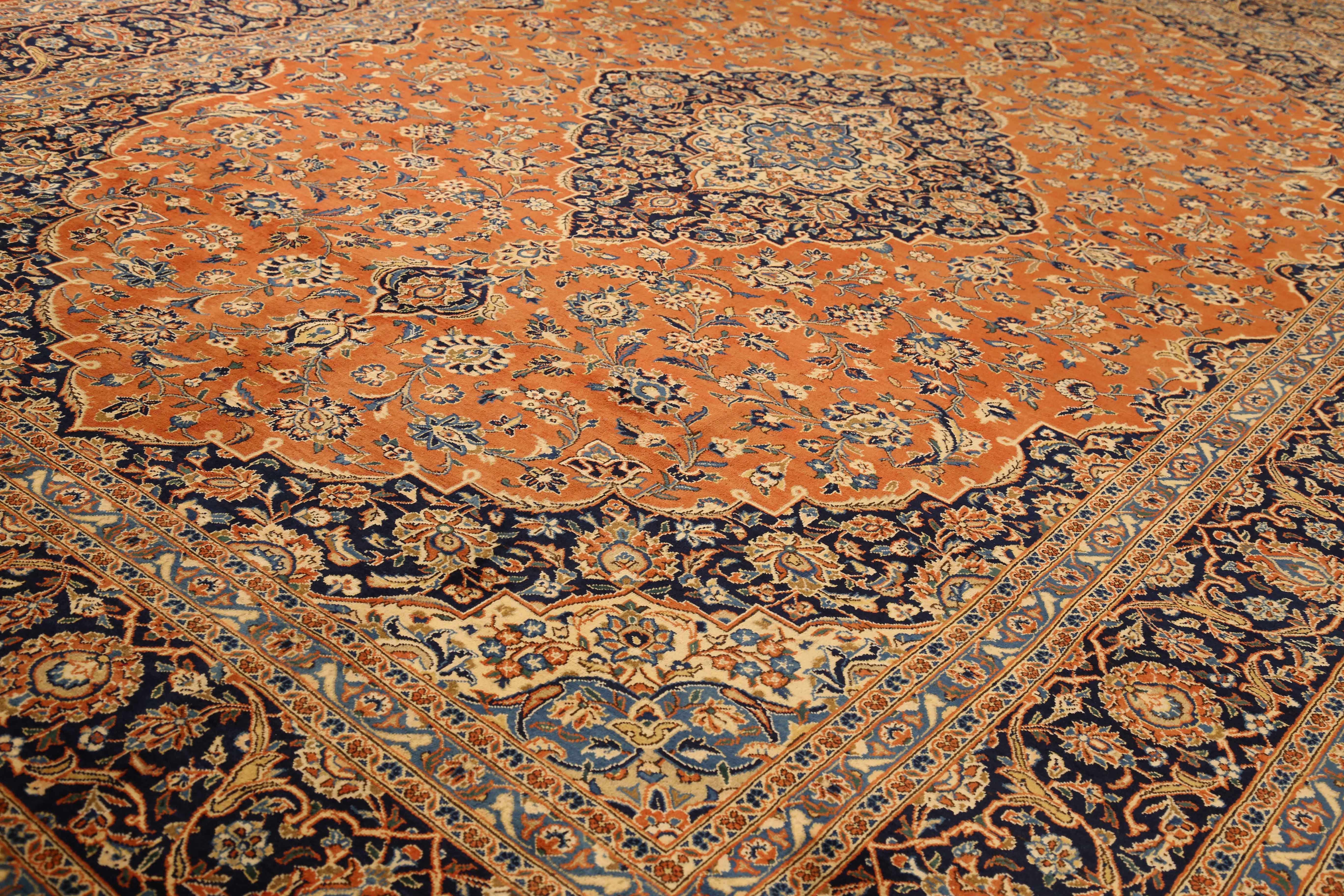 Thumbnail 2 for Antique Persian Kashan Traditional Rug 12077