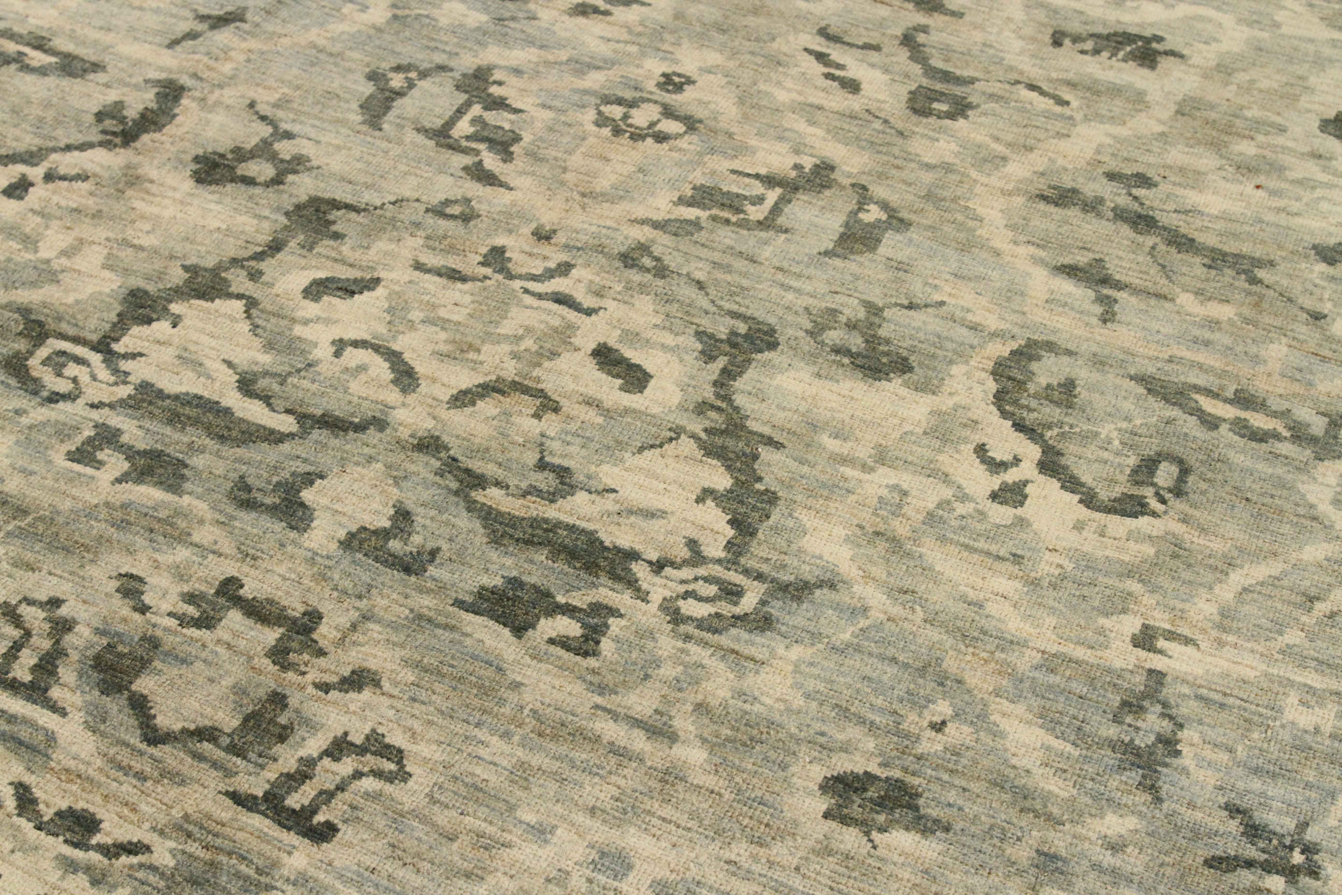 Thumbnail 5 for Persian Sultanabad Transitional Rug 67768