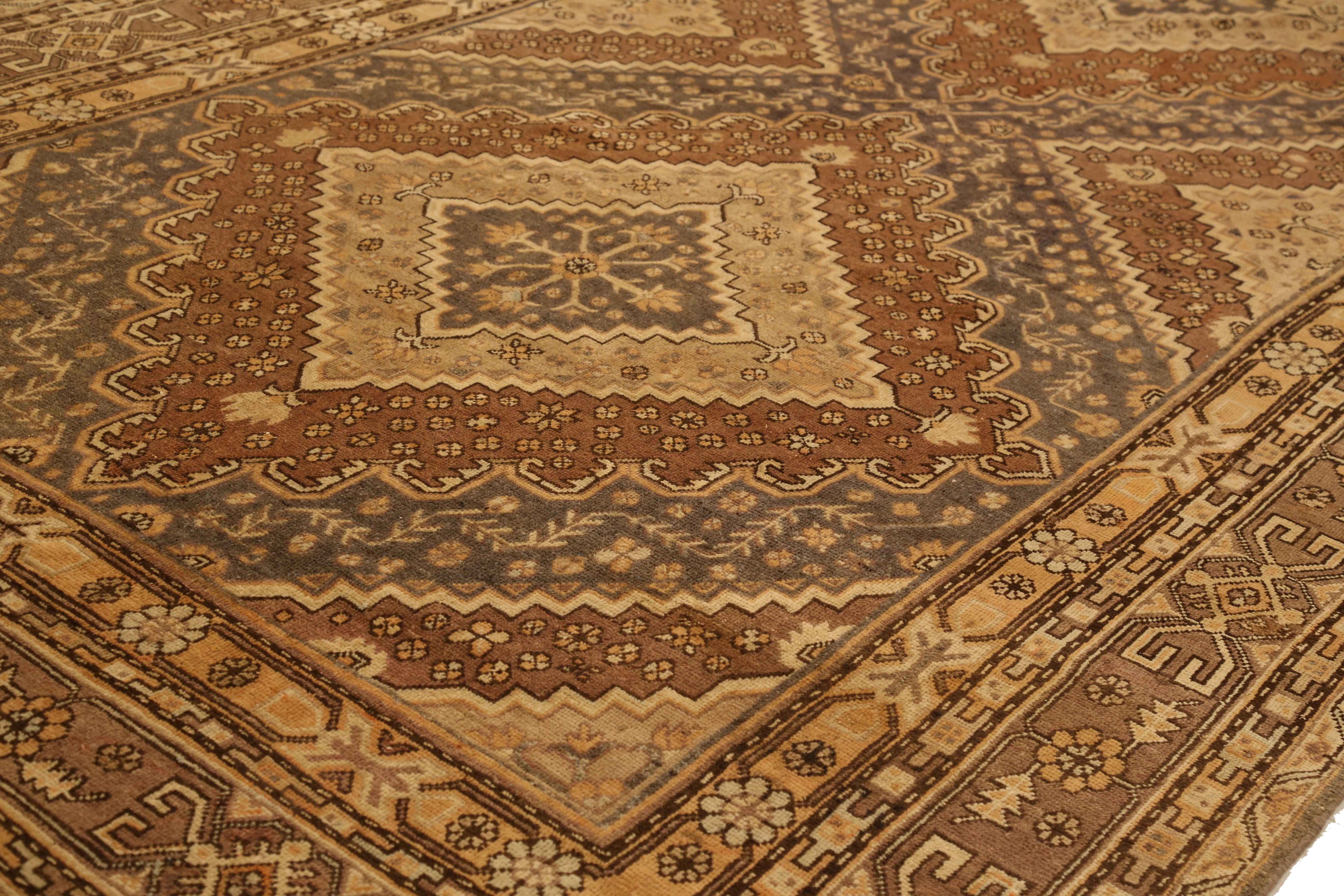 Thumbnail 3 for Antique Russia Khotan Traditional Rug 67877