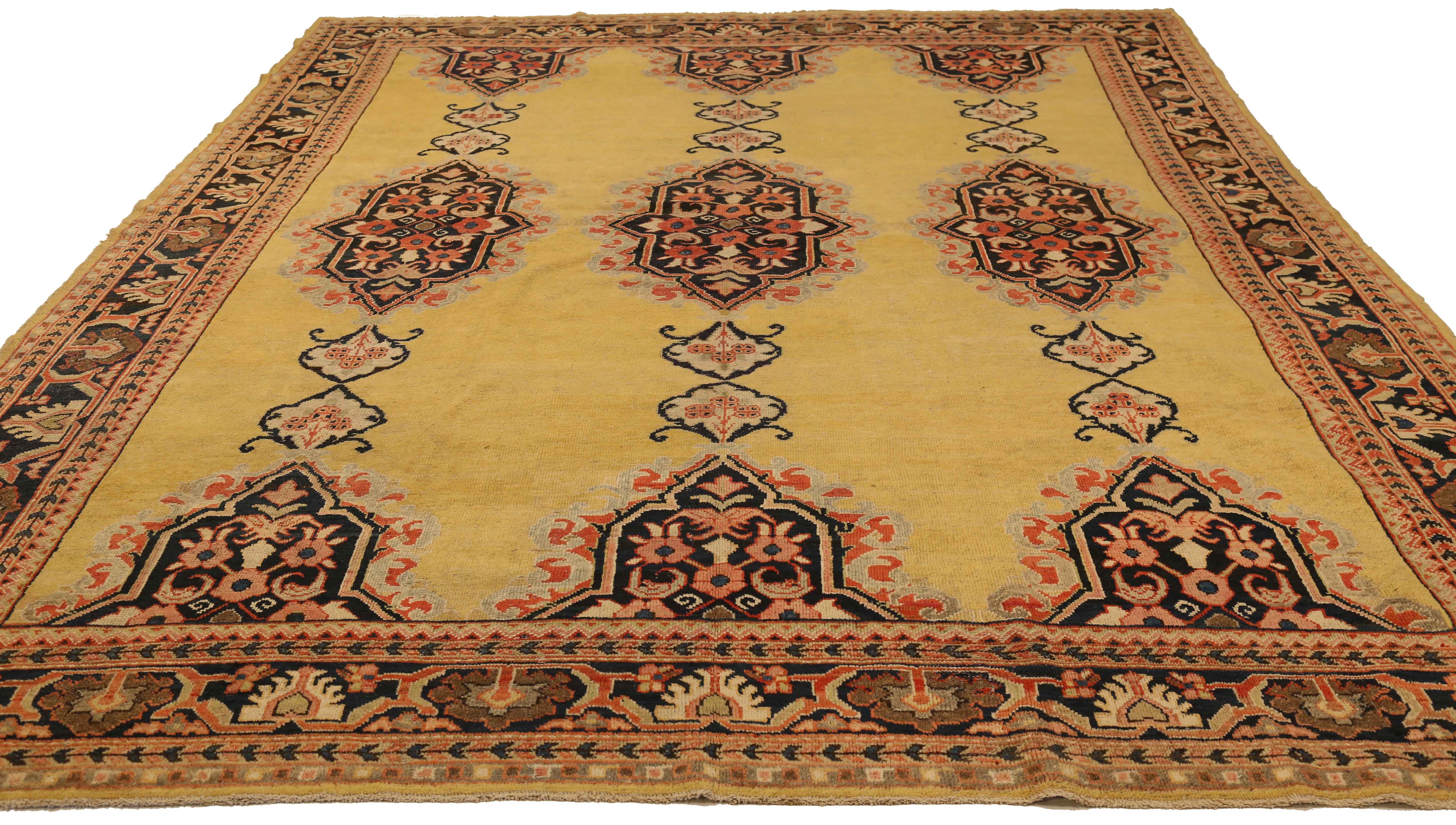 Thumbnail 2 for Antique Persian Sultanabad Traditional Rug 72760
