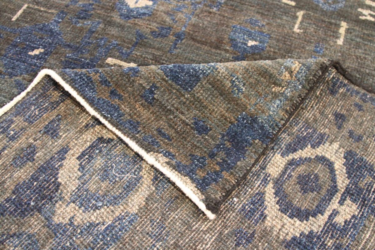 Thumbnail 14 for Persian Oushak Transitional Rug 88034