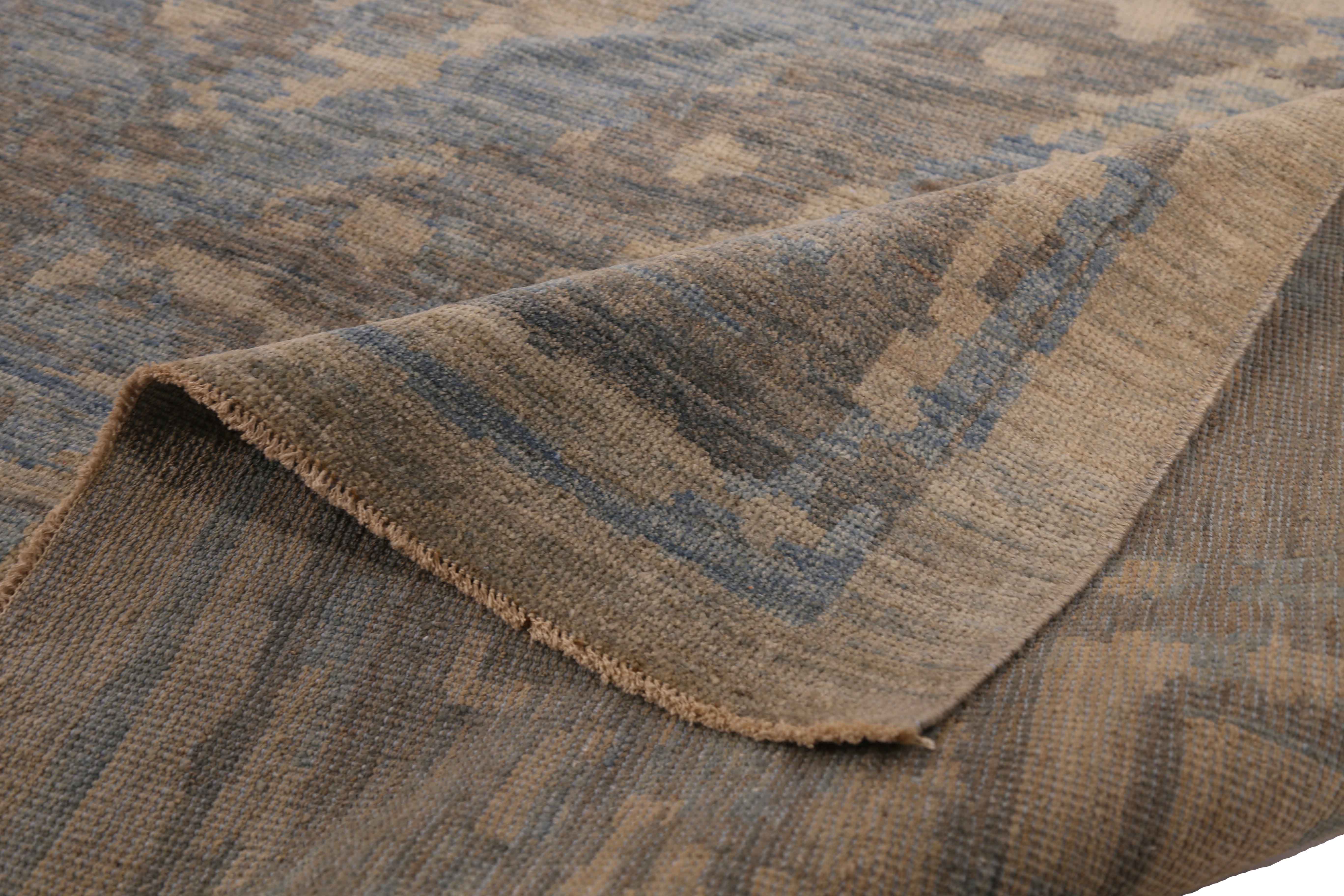 Thumbnail 12 for Persian Sultanabad Transitional Rug 68016