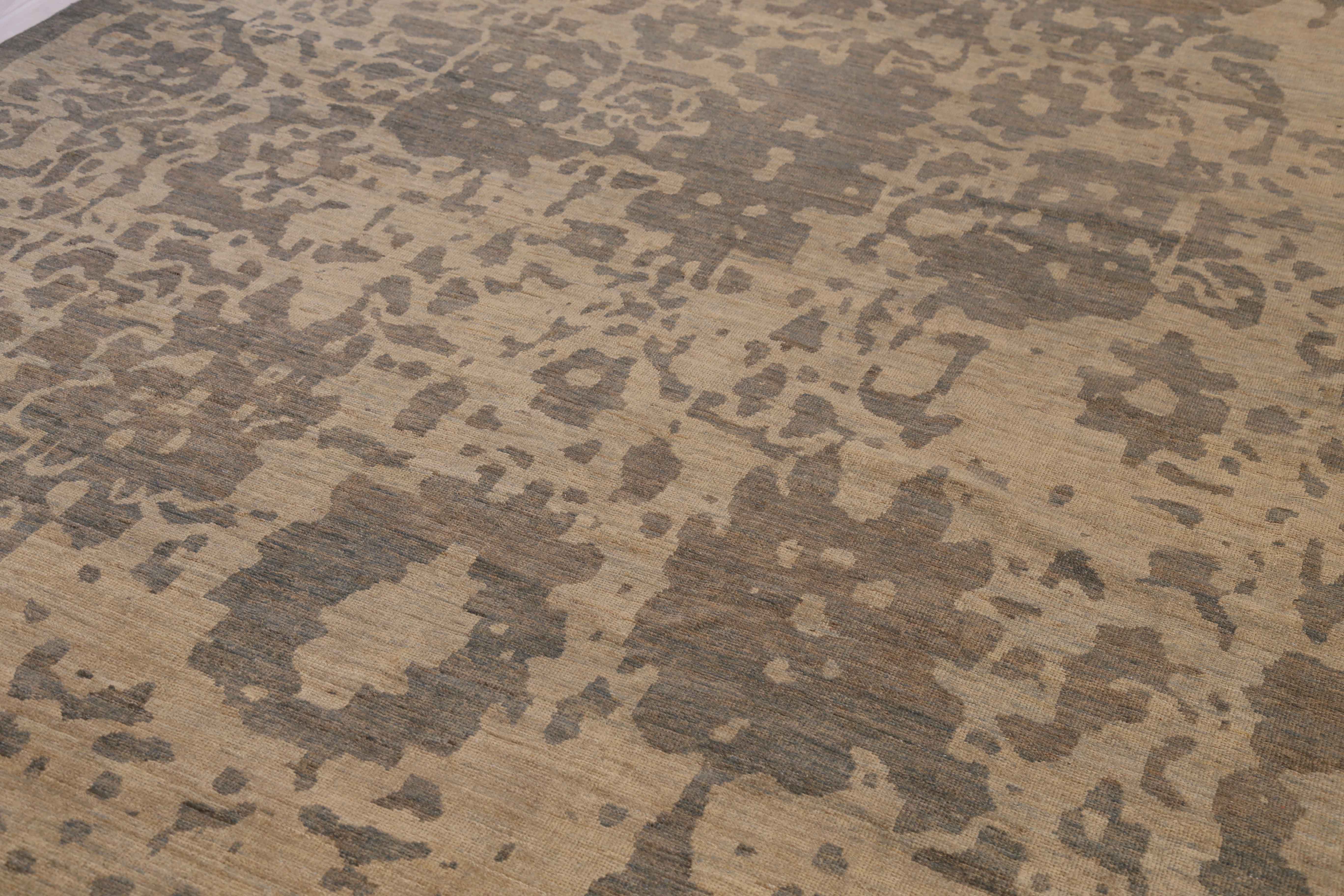 Thumbnail 2 for Persian Sultanabad Transitional Rug 68019