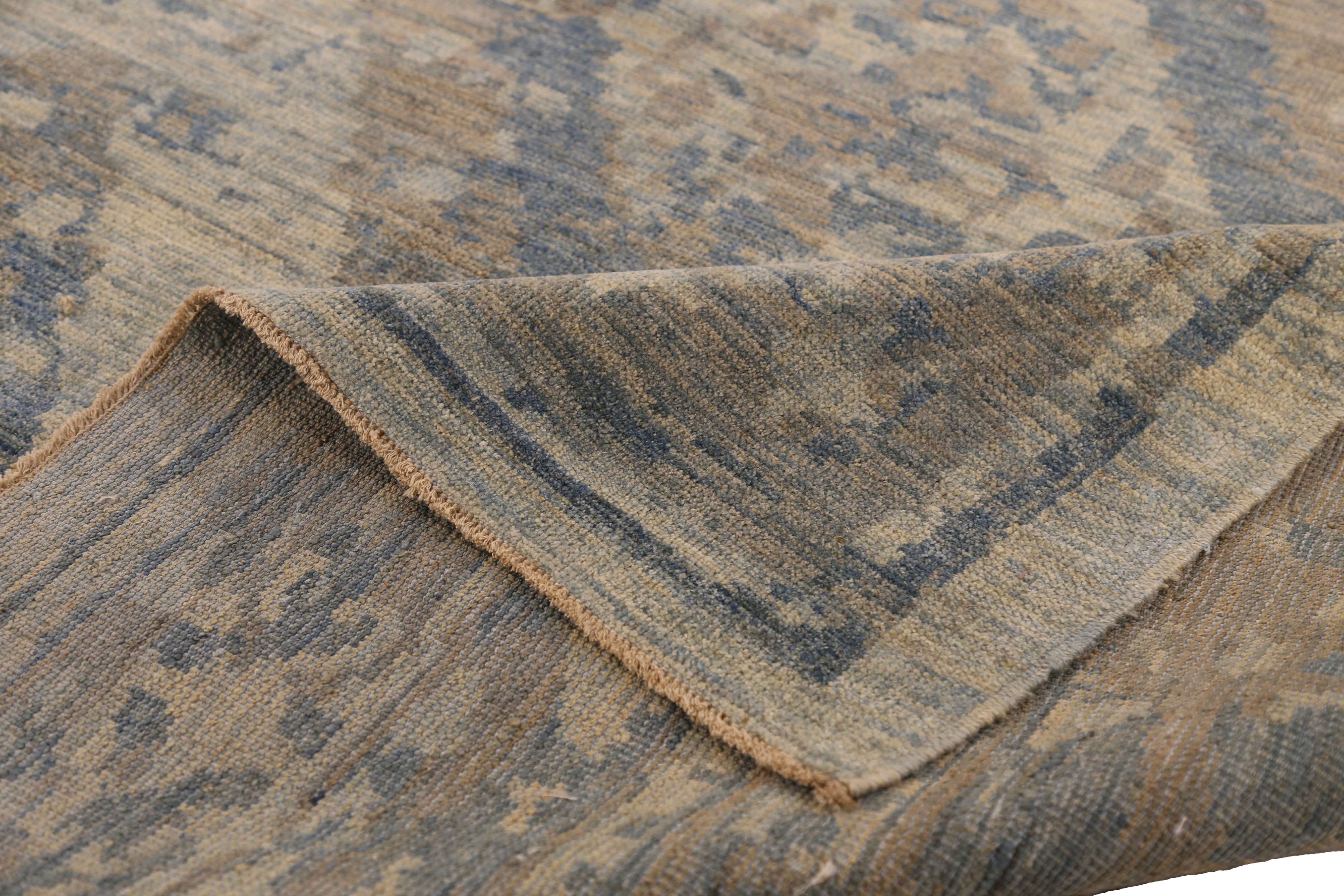 Thumbnail 6 for Persian Sultanabad Transitional Rug 68026