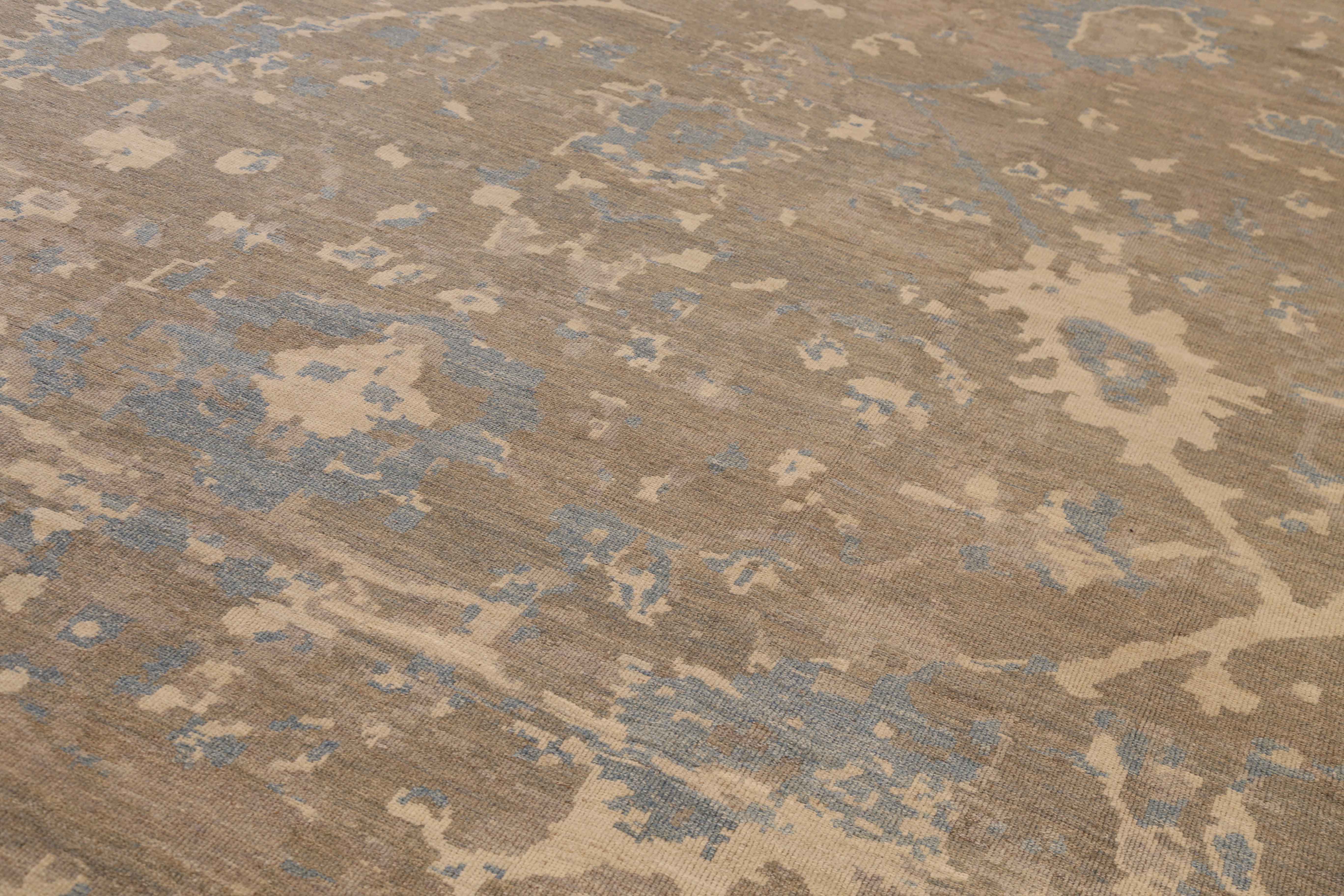 Thumbnail 2 for Persian Oushak Transitional Rug 68049