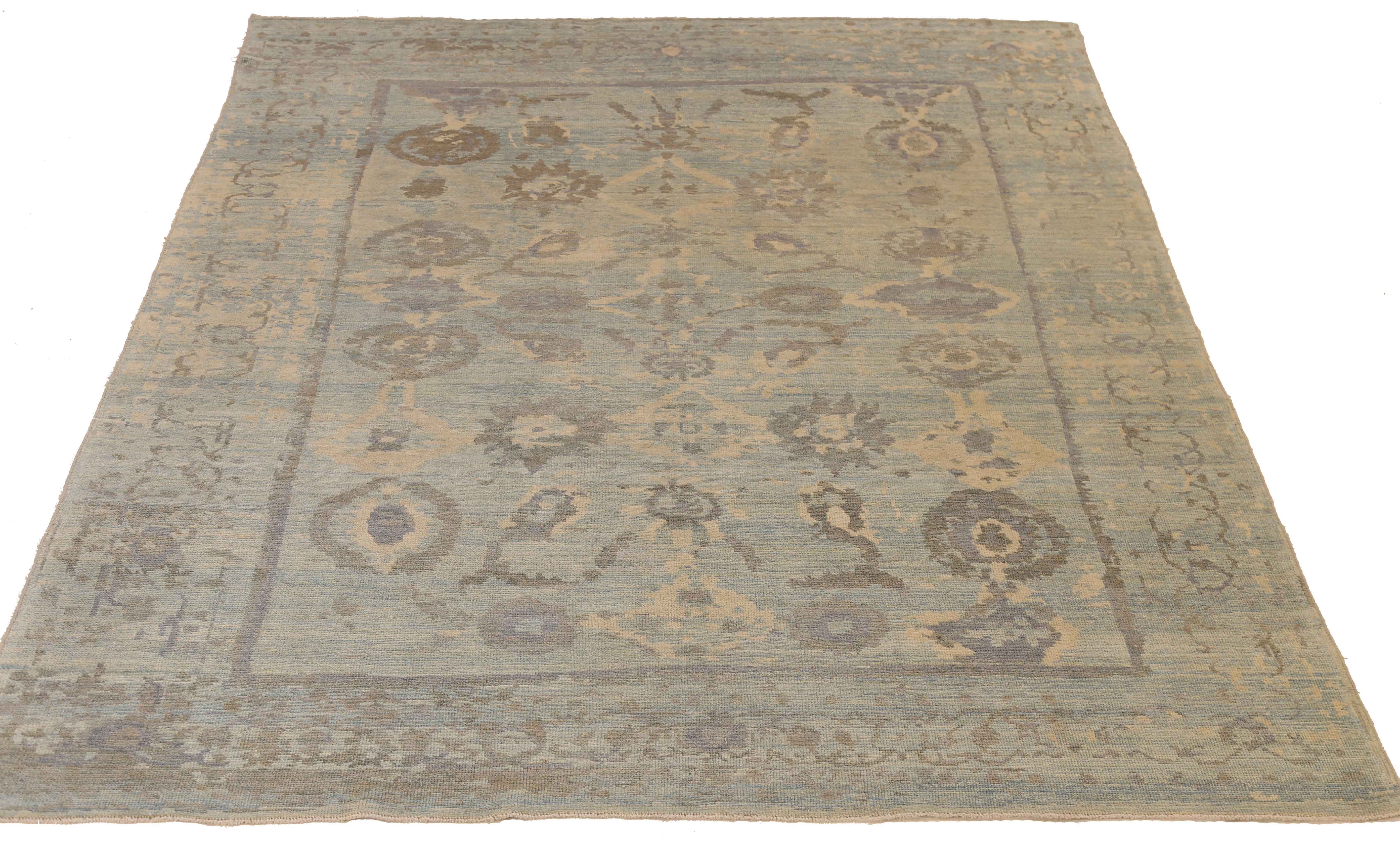 Thumbnail 4 for Persian Oushak Transitional Rug 68067
