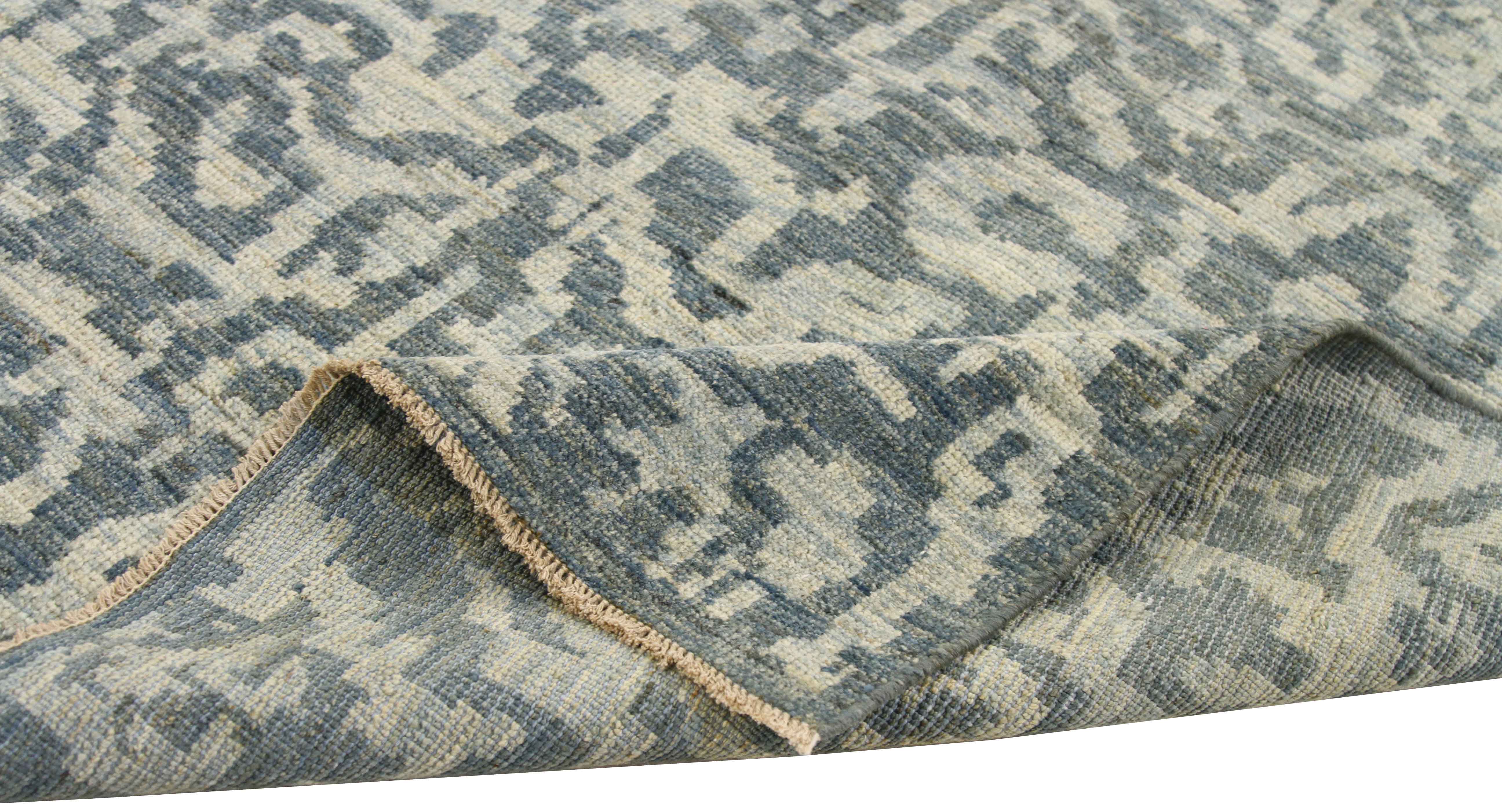 Thumbnail 5 for Persian Sultanabad Transitional Rug 68158