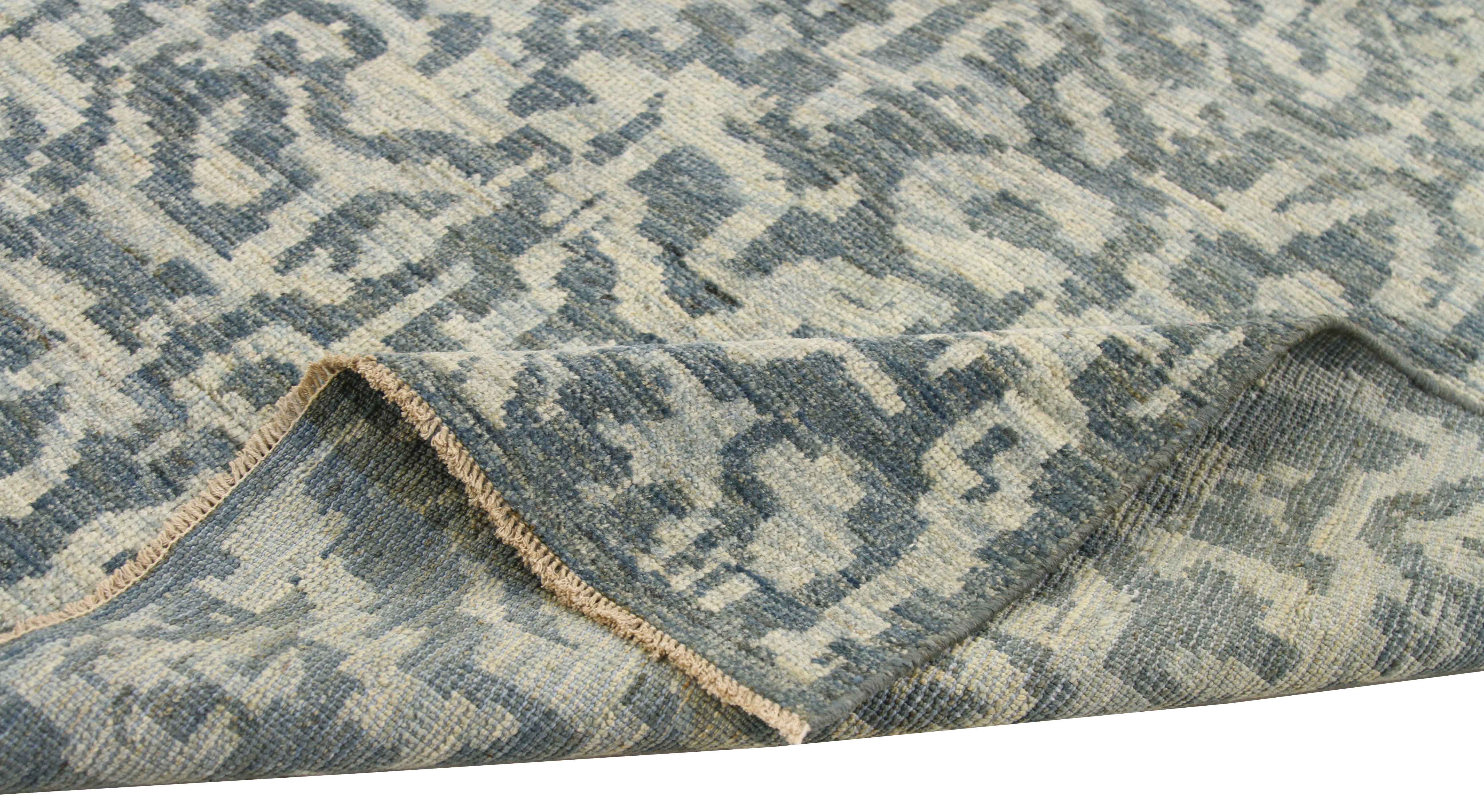 Thumbnail 5 for Persian Sultanabad Transitional Rug 68181