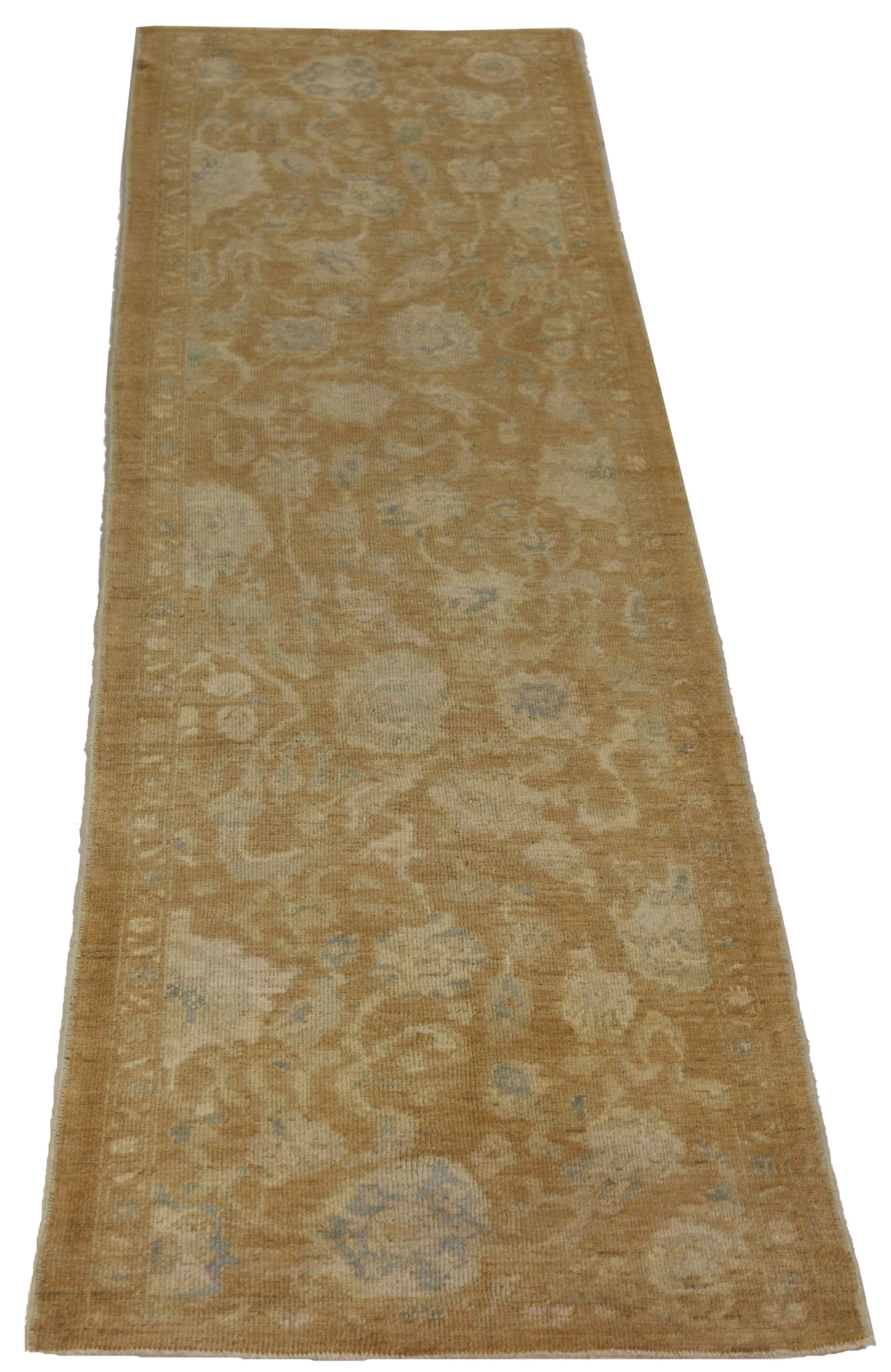 Thumbnail 7 for Persian Oushak Transitional Rug 68403