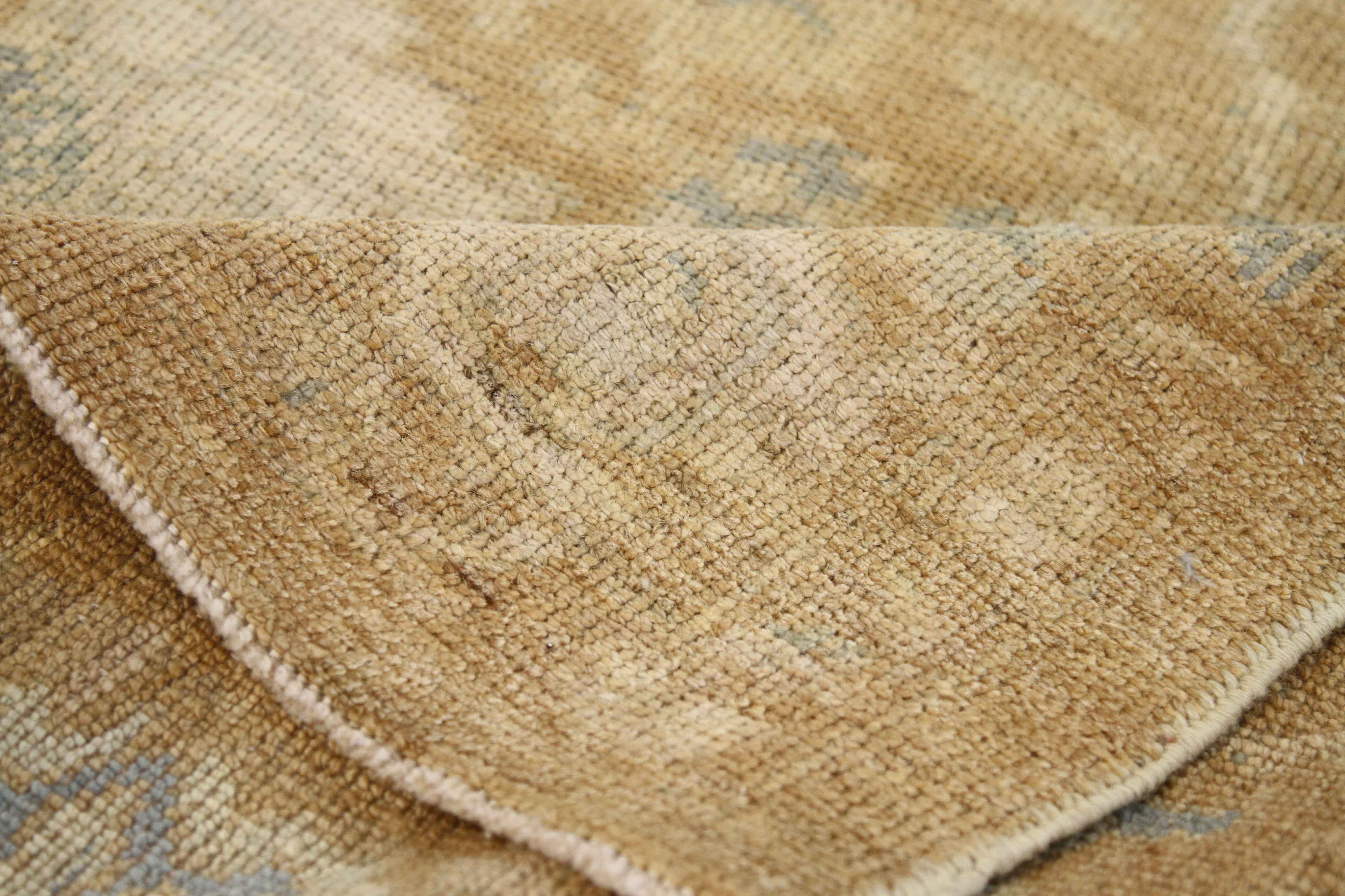 Thumbnail 2 for Persian Oushak Transitional Rug 68403