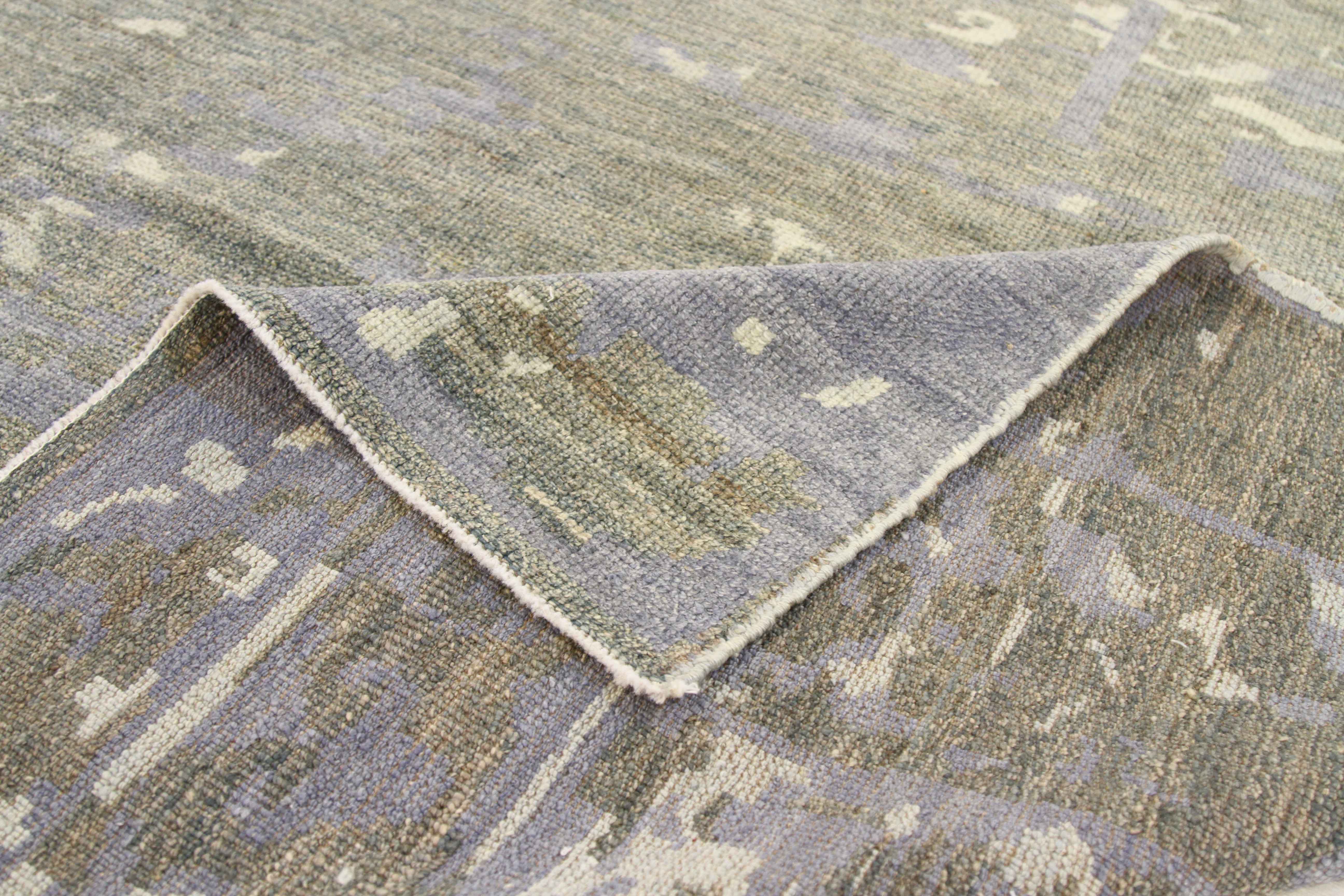 Thumbnail 5 for Persian Oushak Transitional Rug 68389