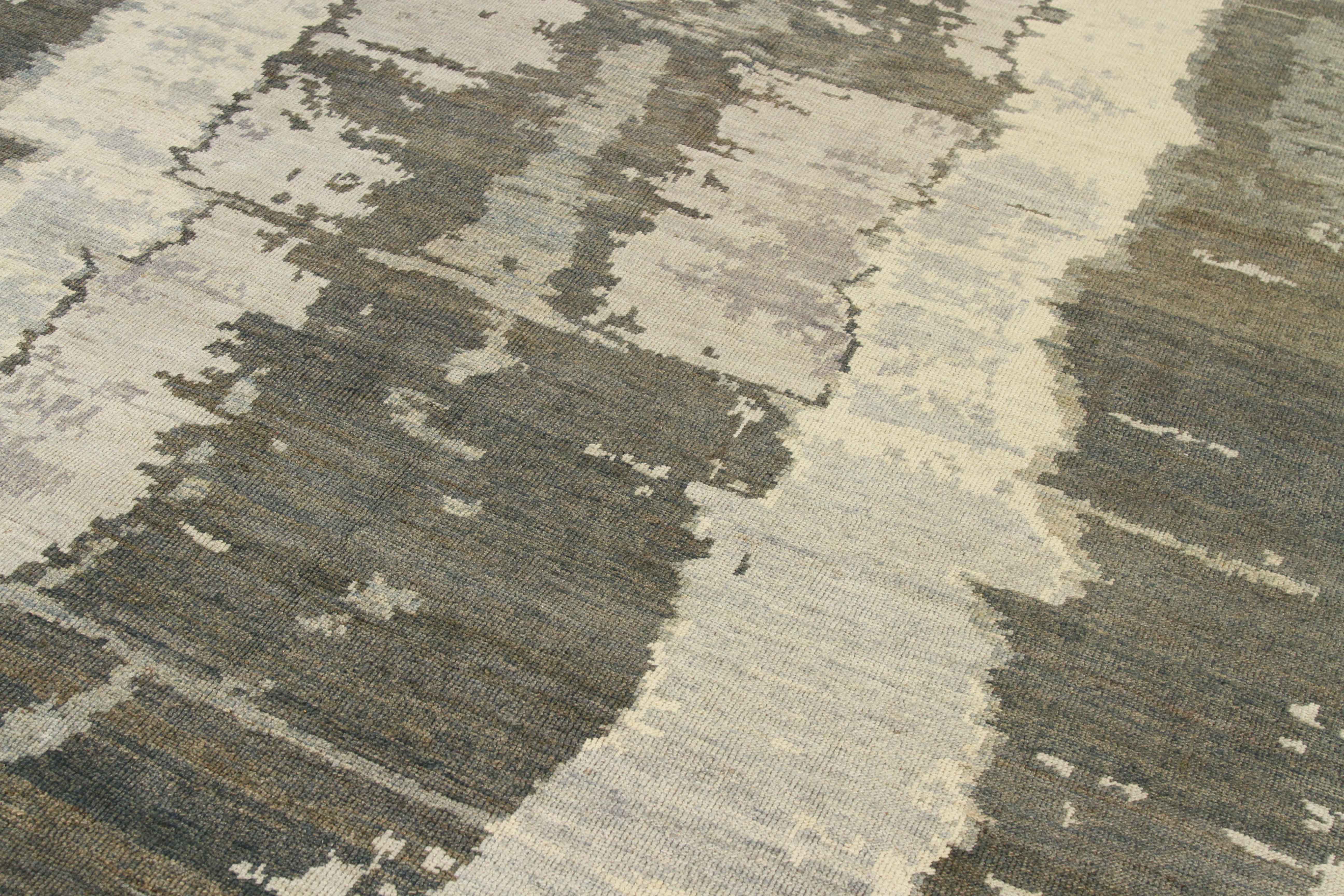 Thumbnail 2 for Persian Oushak Transitional Rug 68397