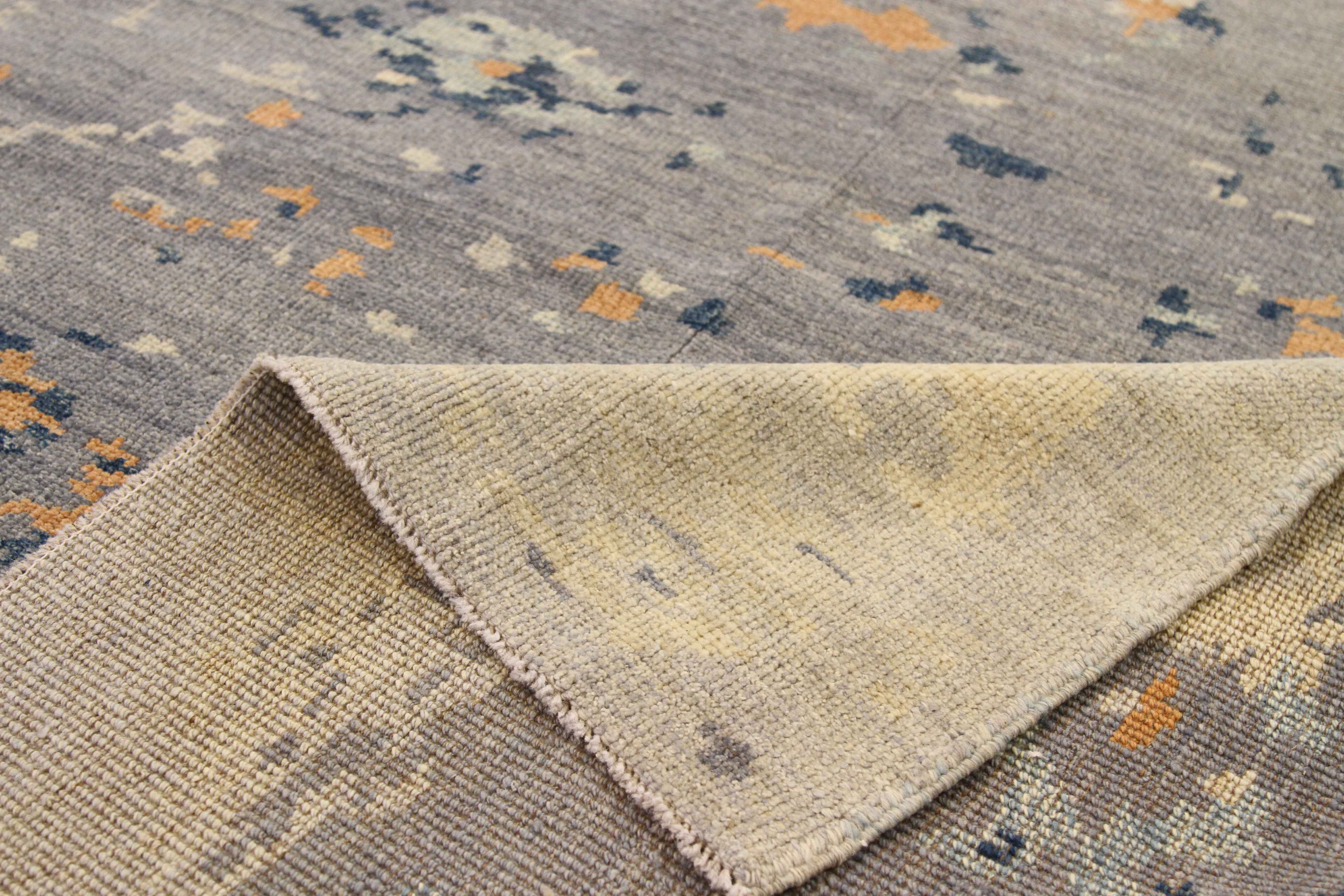 Thumbnail 4 for Persian Oushak Transitional Rug 68609