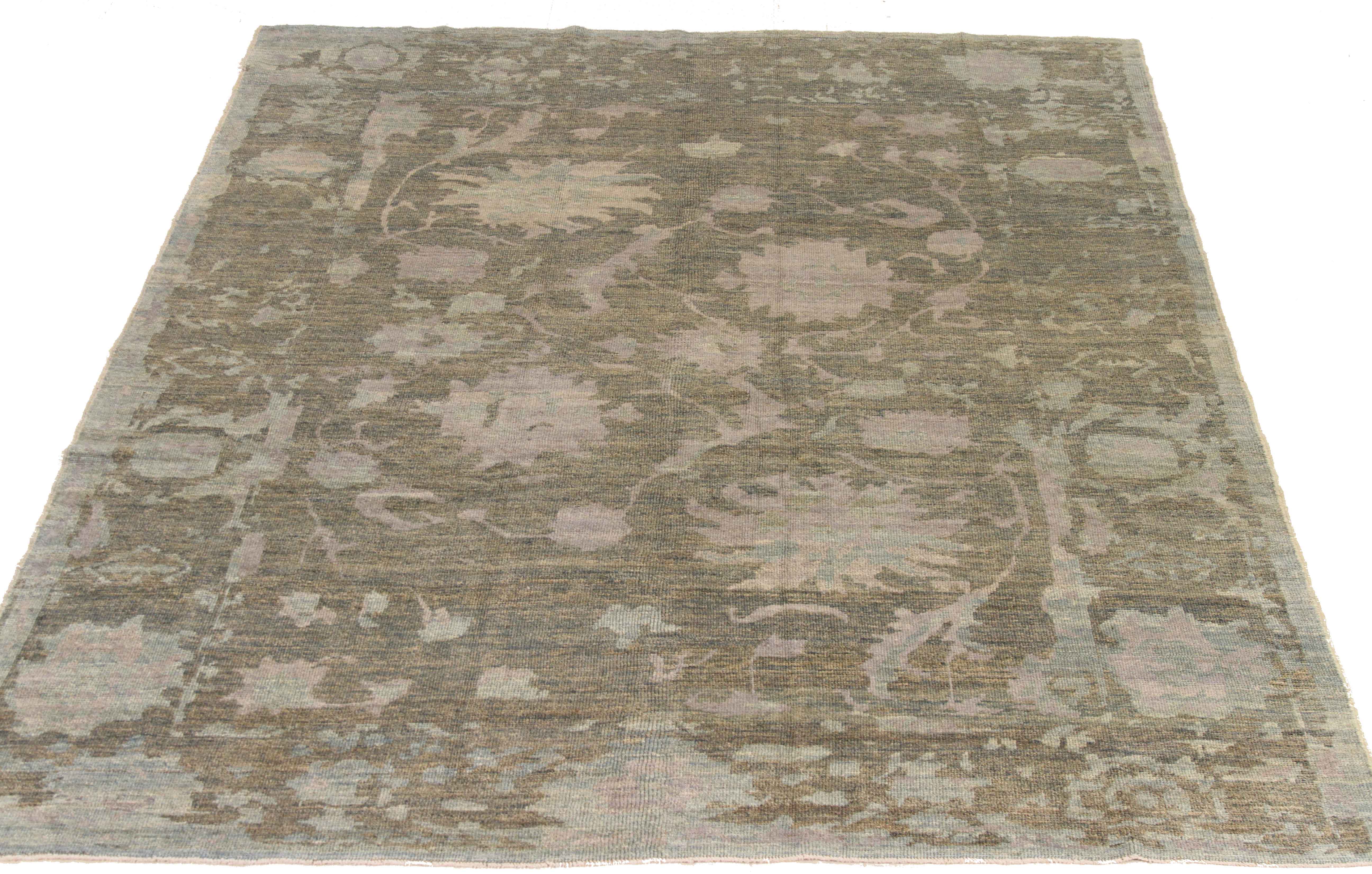 Thumbnail 5 for Persian Oushak Transitional Rug 68618