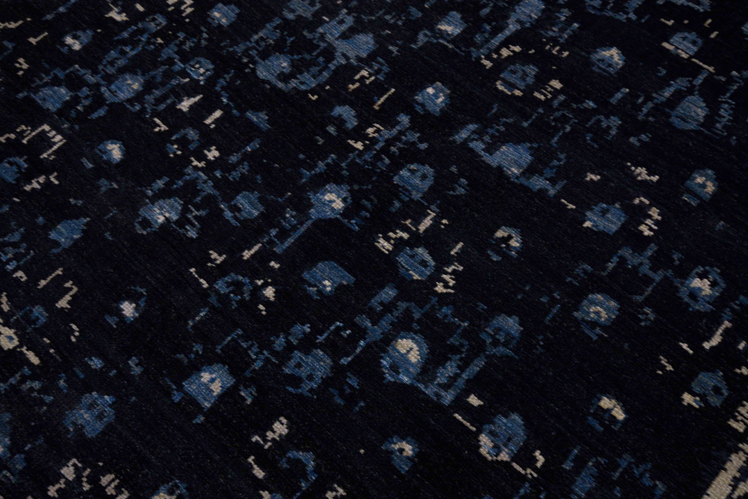 Thumbnail 4 for Persian Oushak Transitional Rug 88192