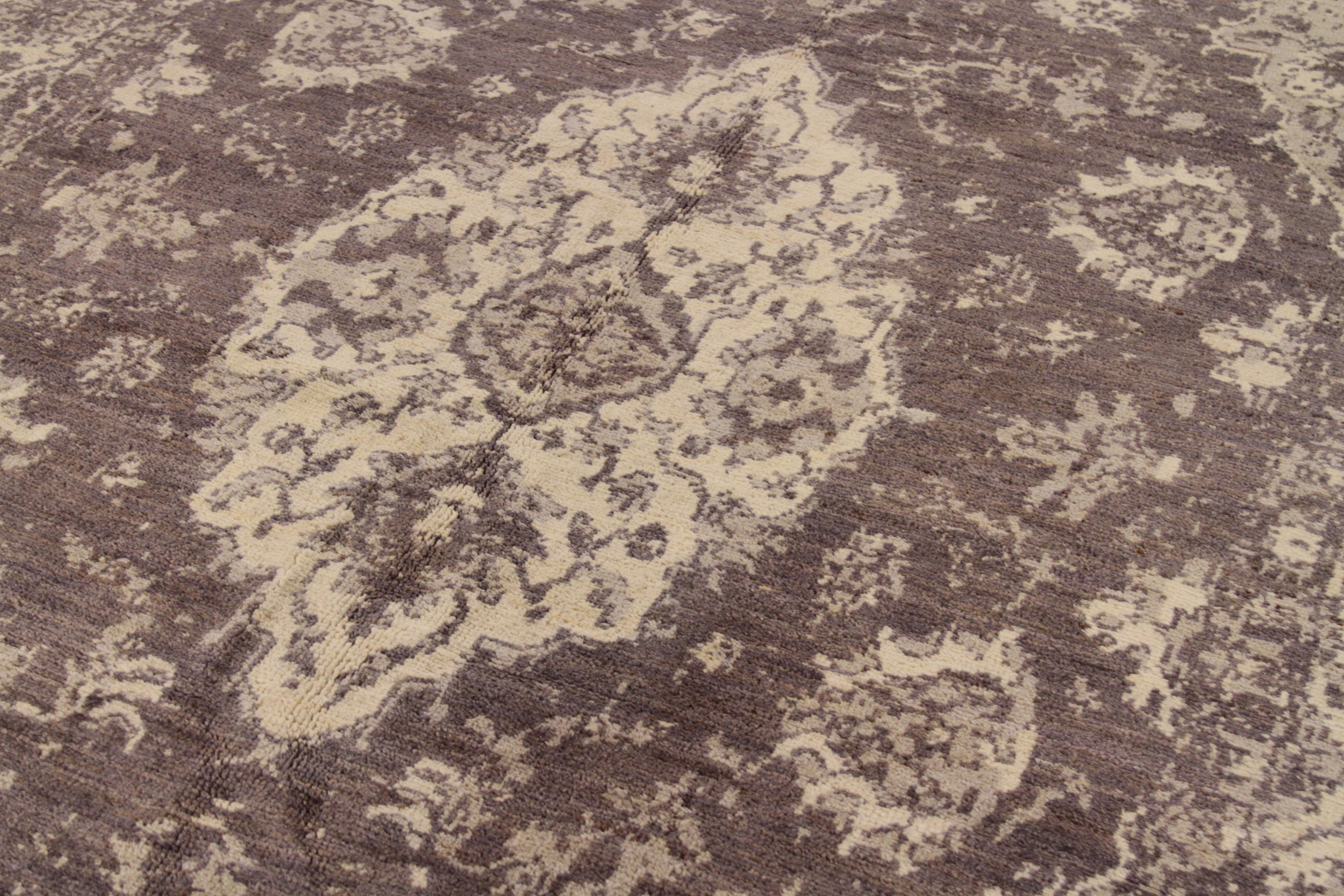 Thumbnail 3 for Persian Oushak Transitional Rug 88193