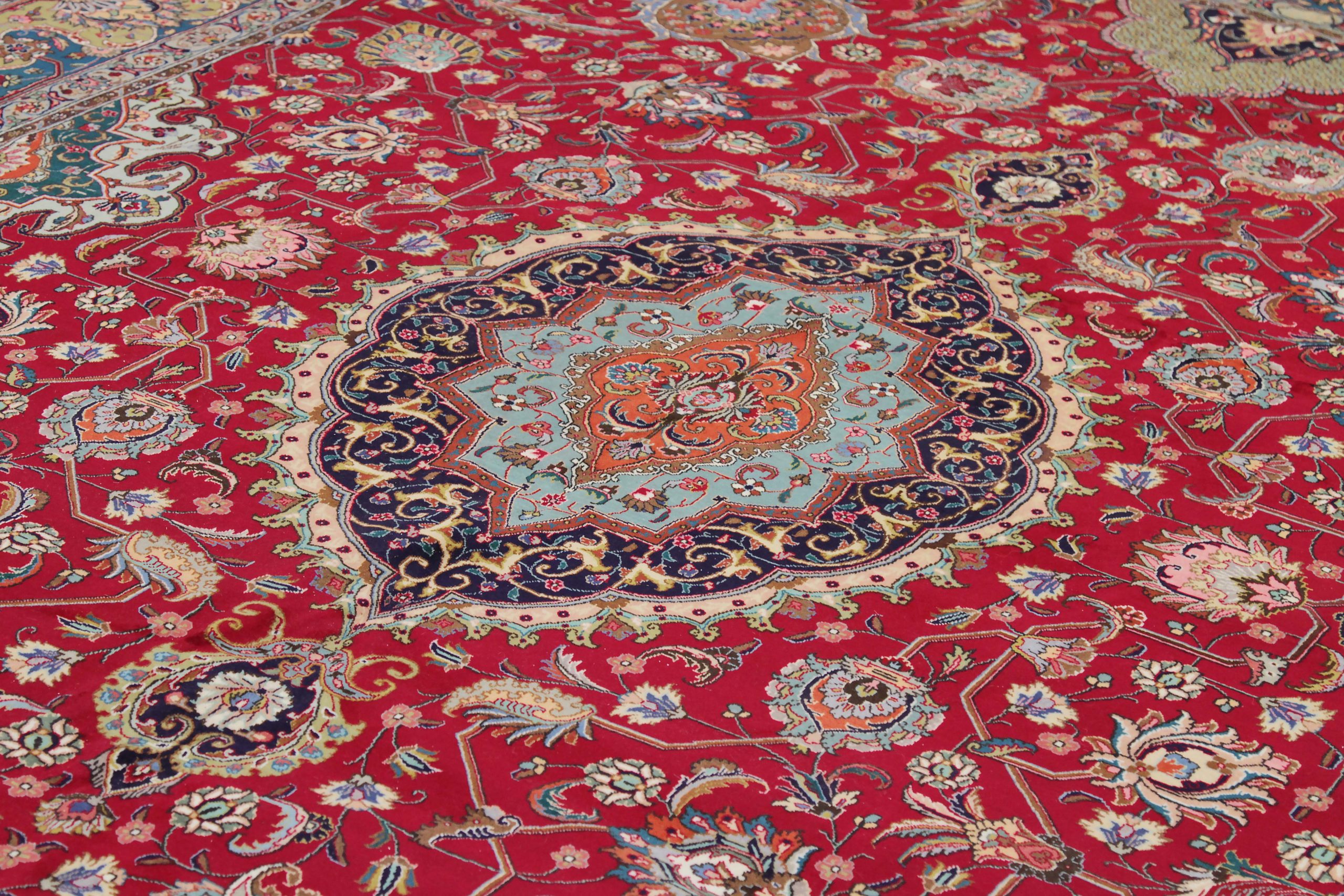 Thumbnail 5 for Antique Persian Tabriz Traditional Rug 69246