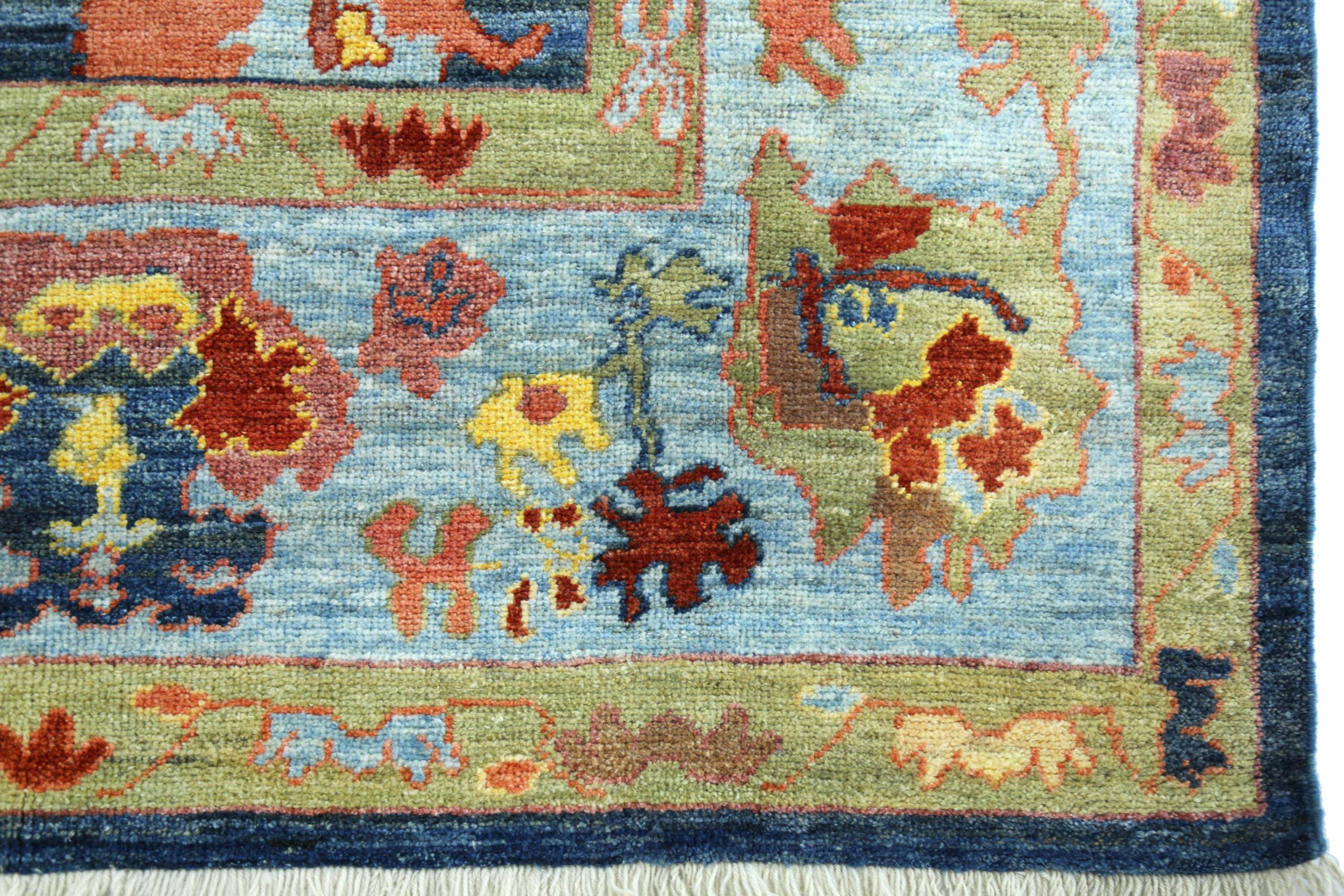 Thumbnail 2 for Persian Oushak Traditional Rug 89958