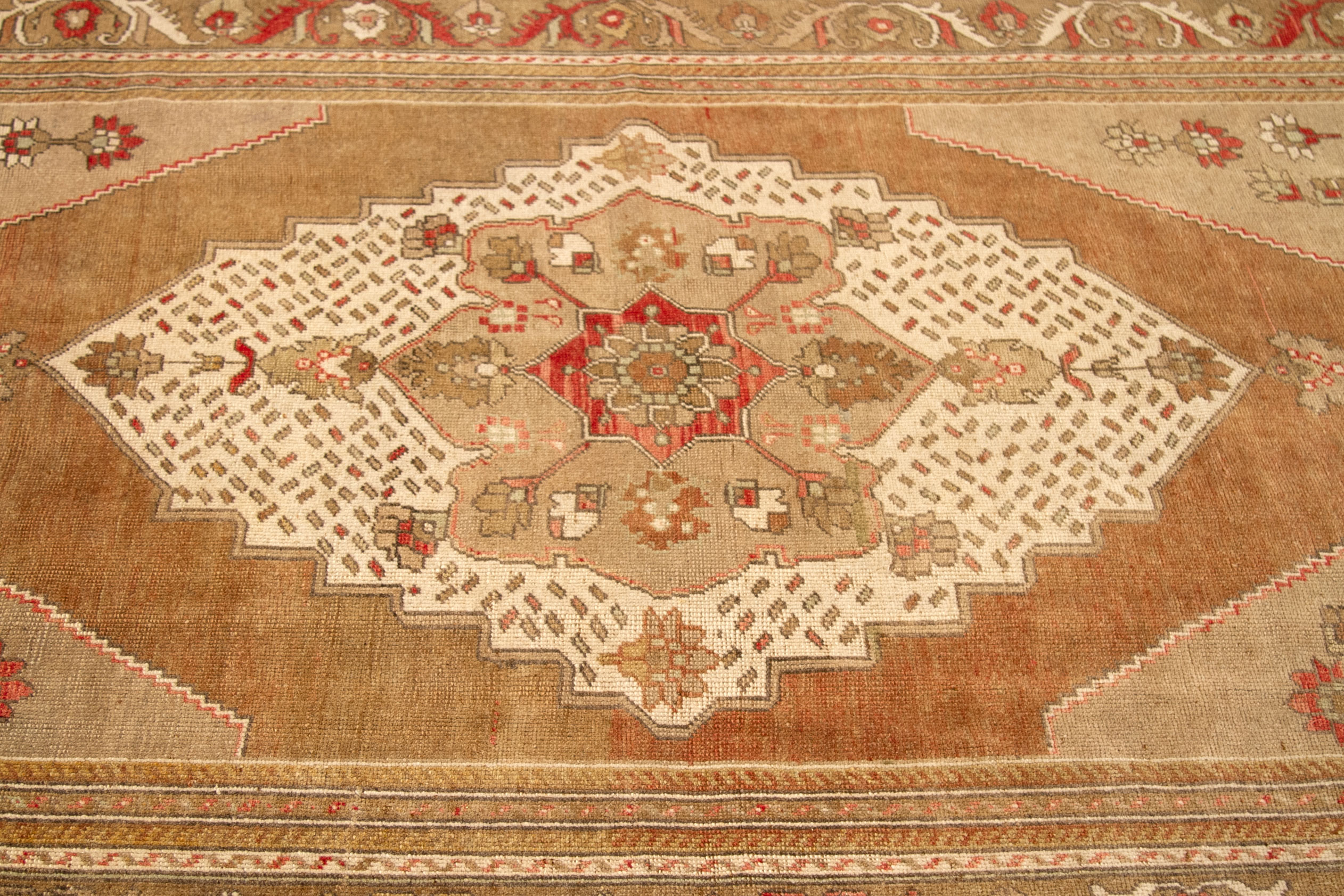 Thumbnail 3 for Antique Turkey Kars Traditional Rug 92750