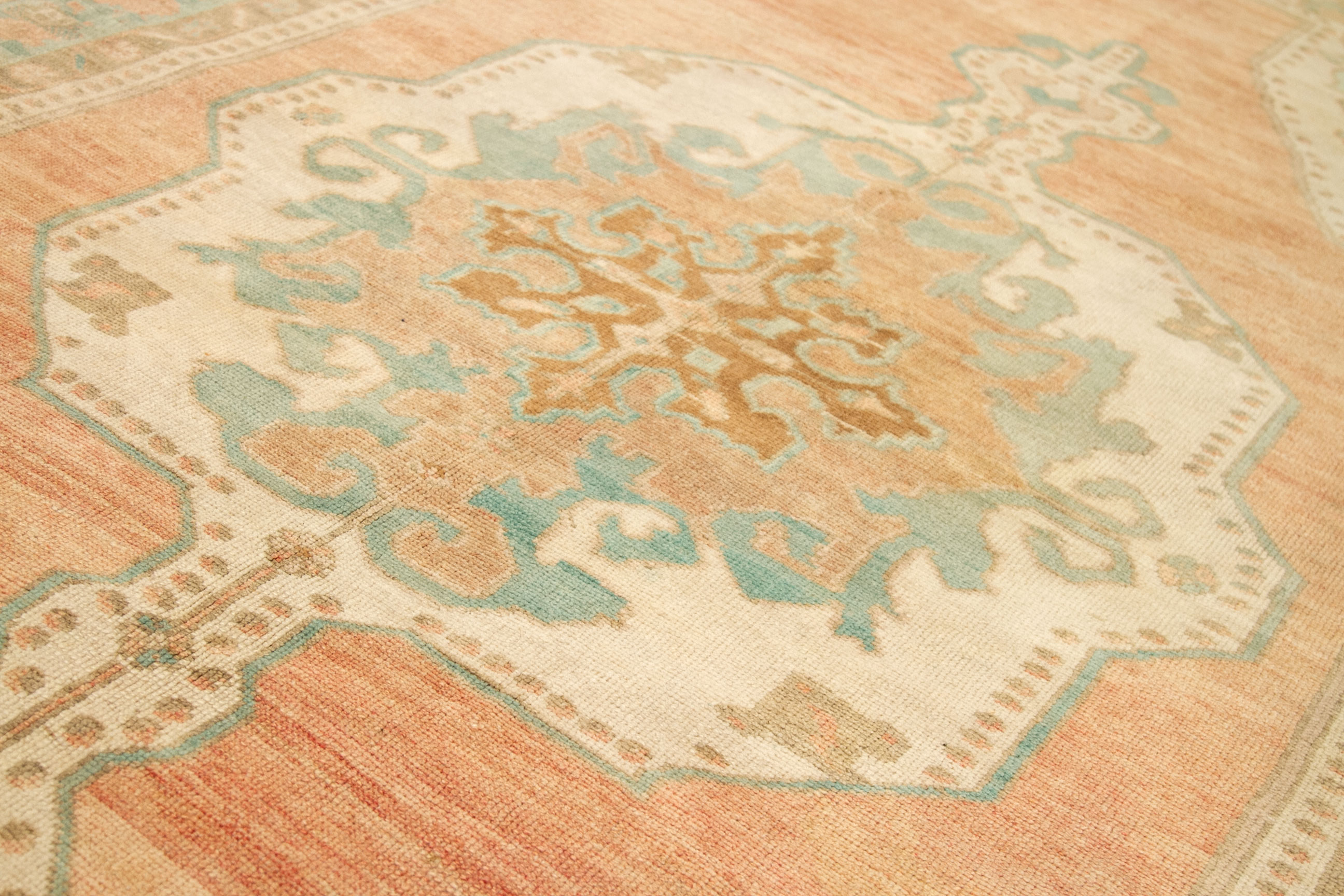 Thumbnail 5 for Antique Turkey Traditional Rug 92752