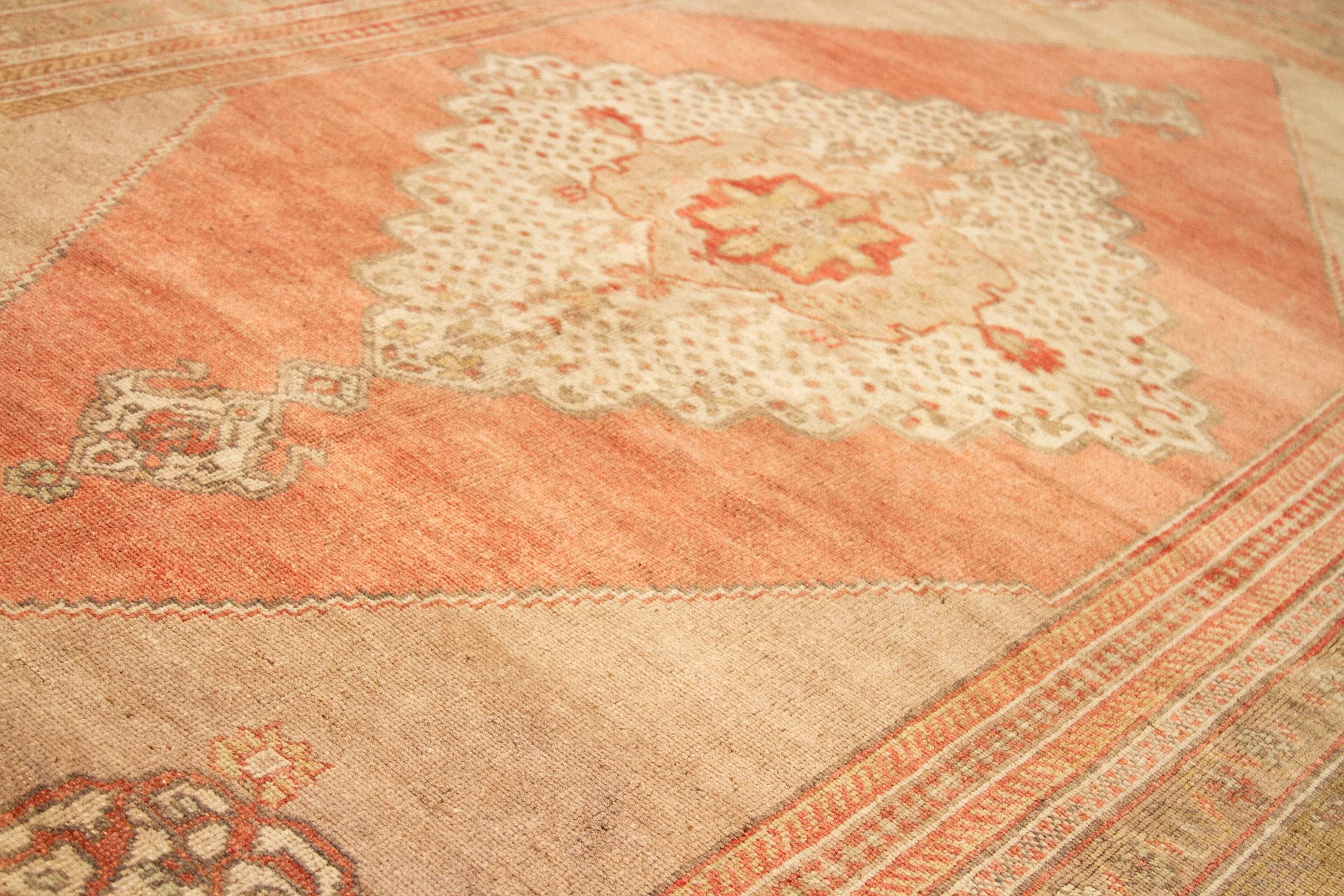 Thumbnail 3 for Antique Turkey Traditional Rug 92764