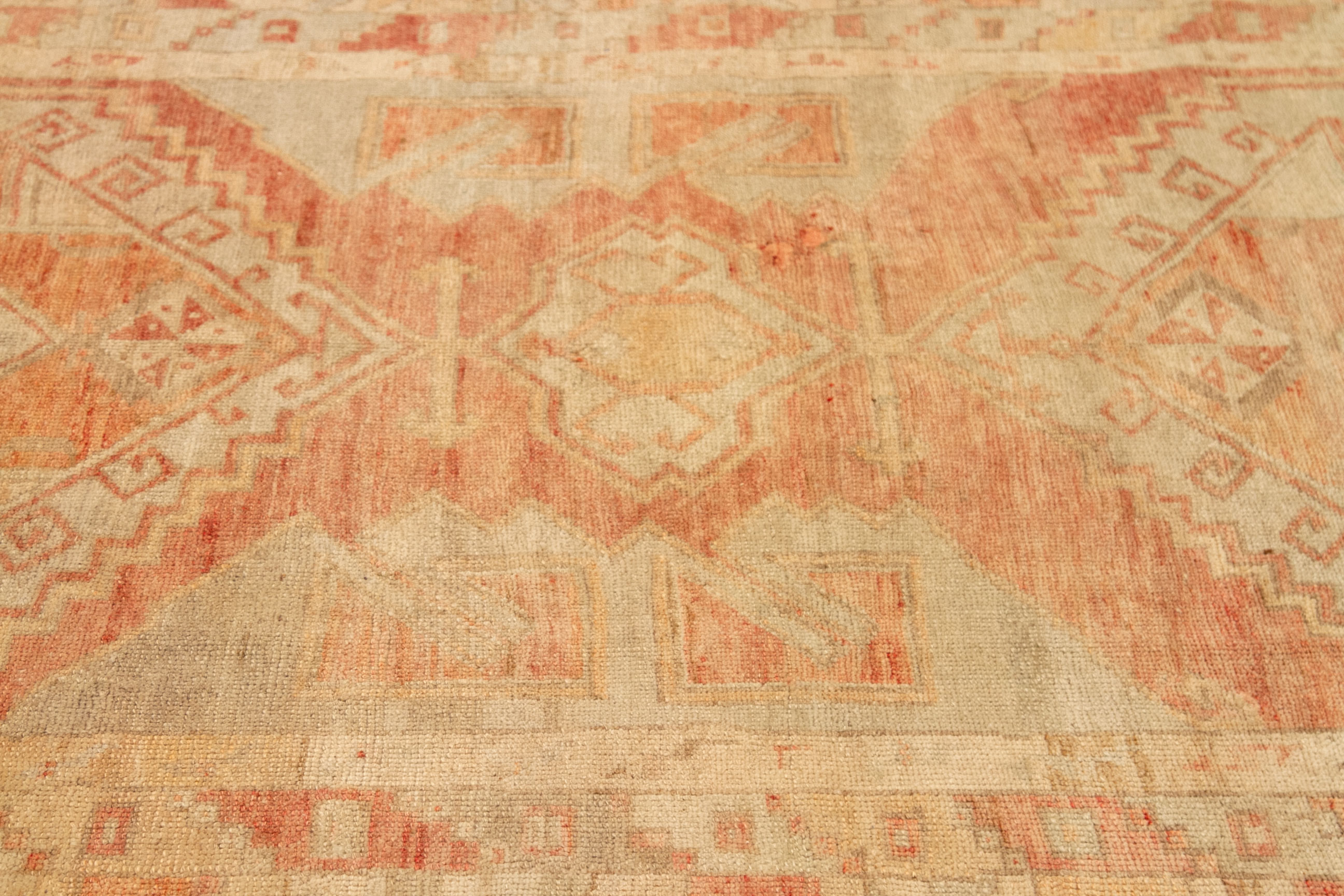 Thumbnail 4 for Antique Turkey Traditional Rug 92791