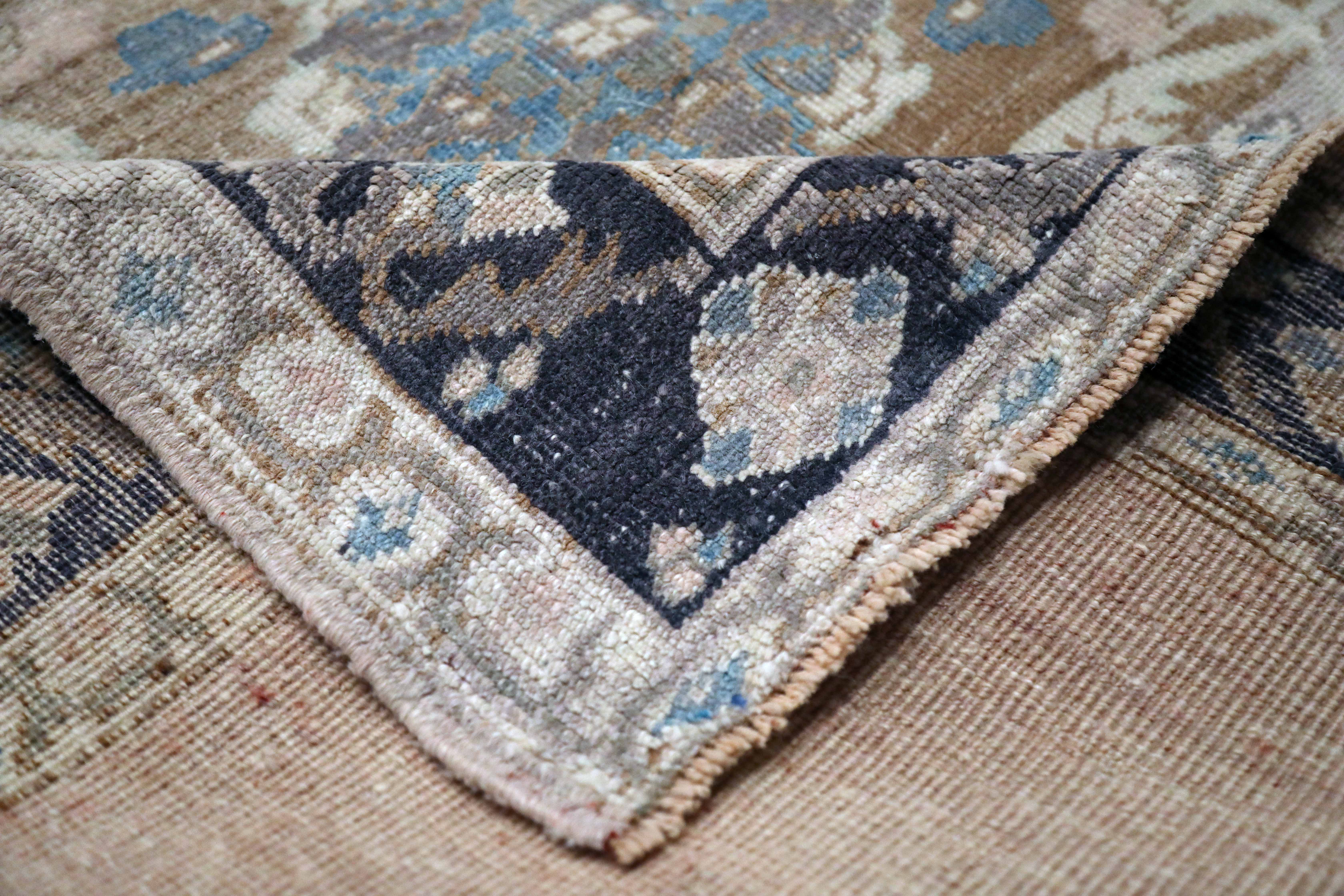 Thumbnail 2 for Turkey Traditional Rug 93640