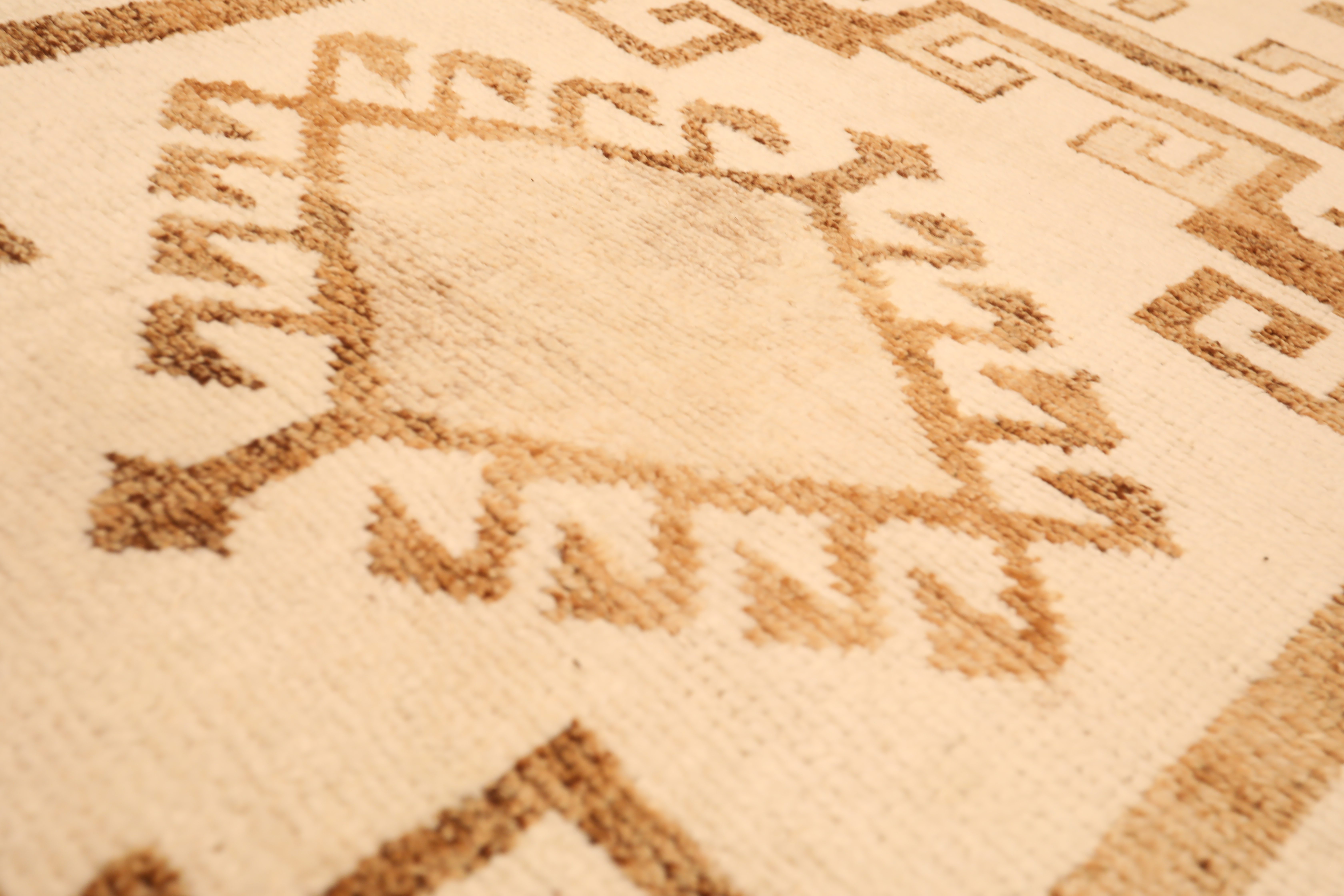 Thumbnail 8 for Antique Turkey Traditional Rug 93330