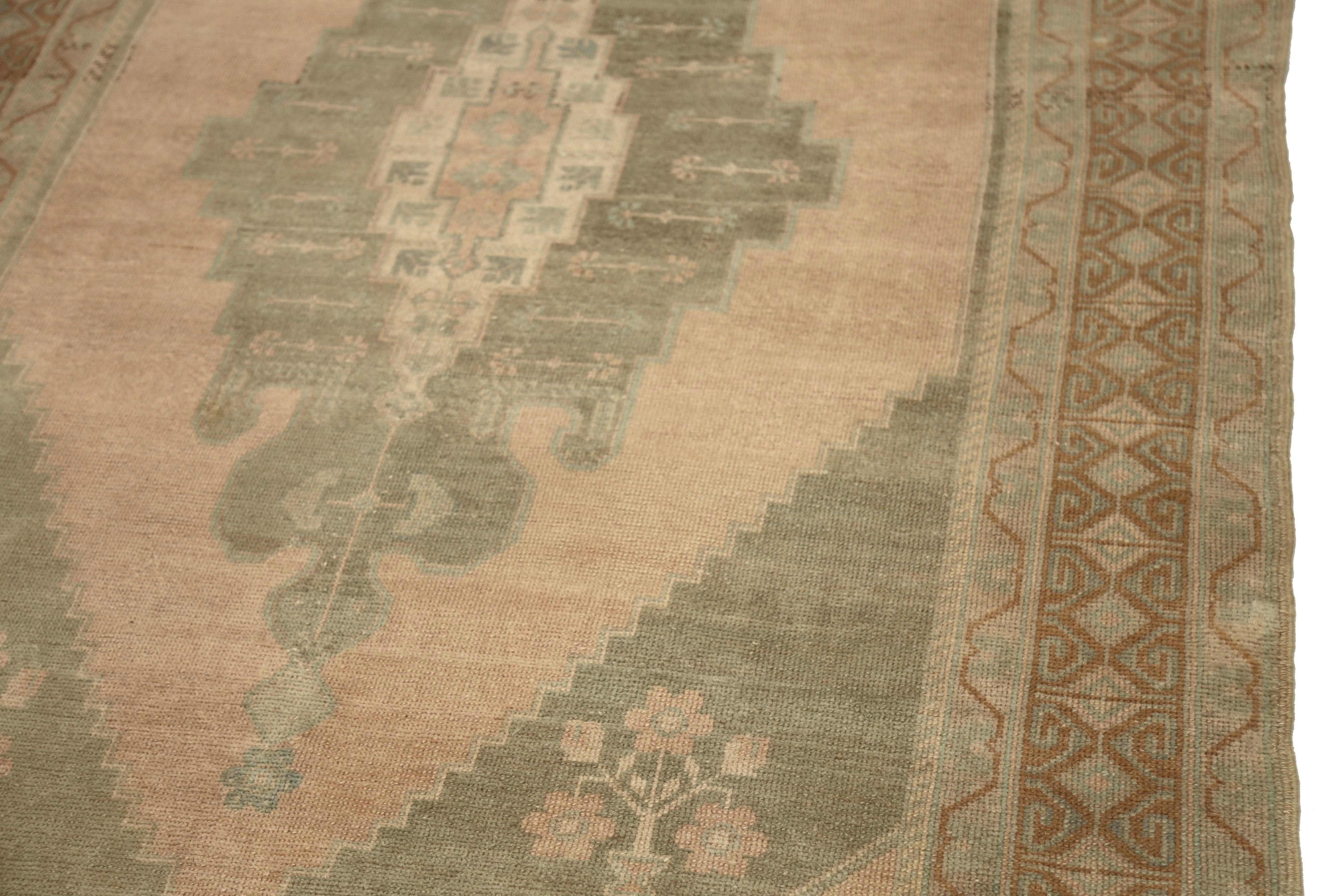 Thumbnail 12 for Antique Turkey Traditional Rug 92886