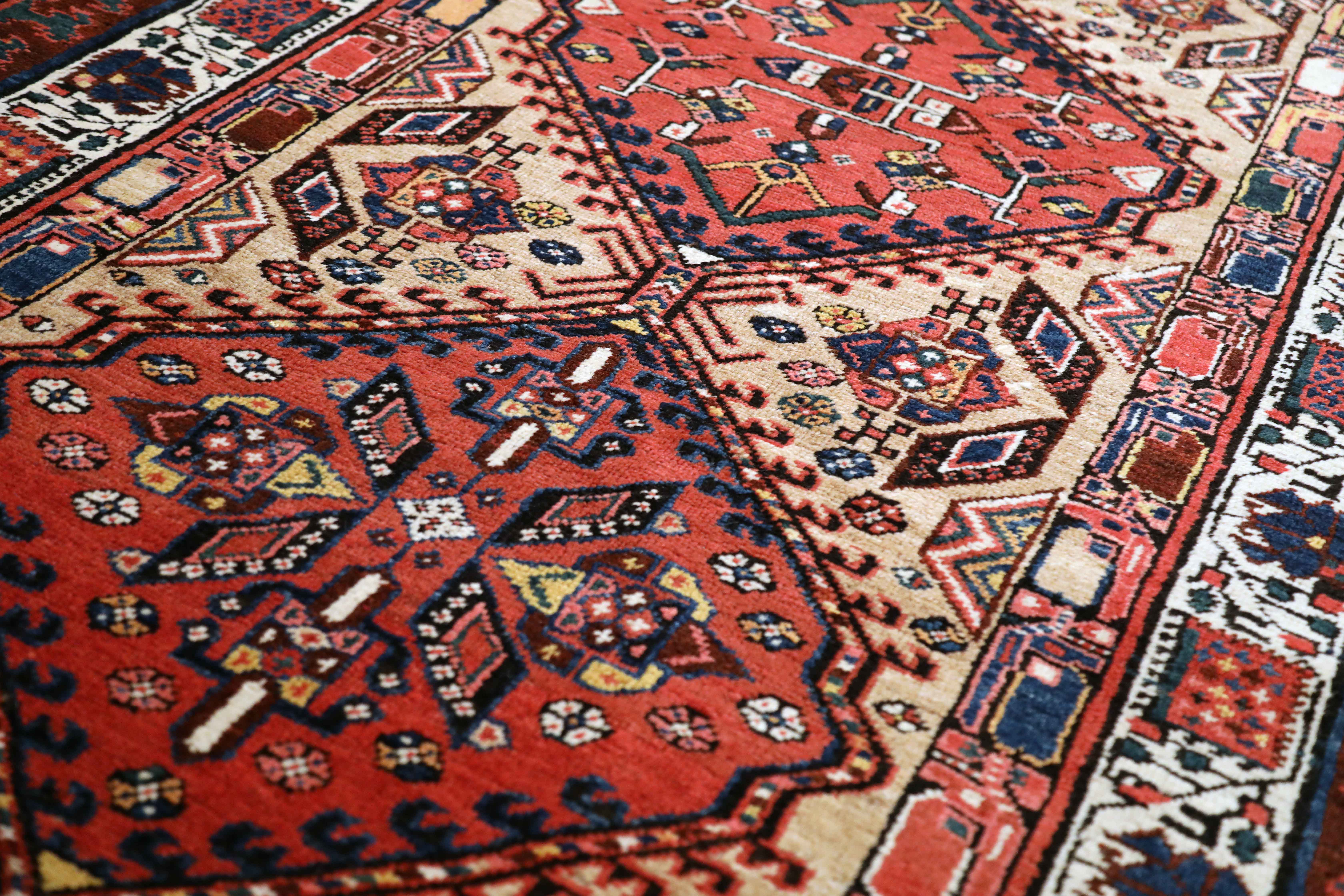 Thumbnail 5 for Antique Persian Sarab Traditional Rug 93641