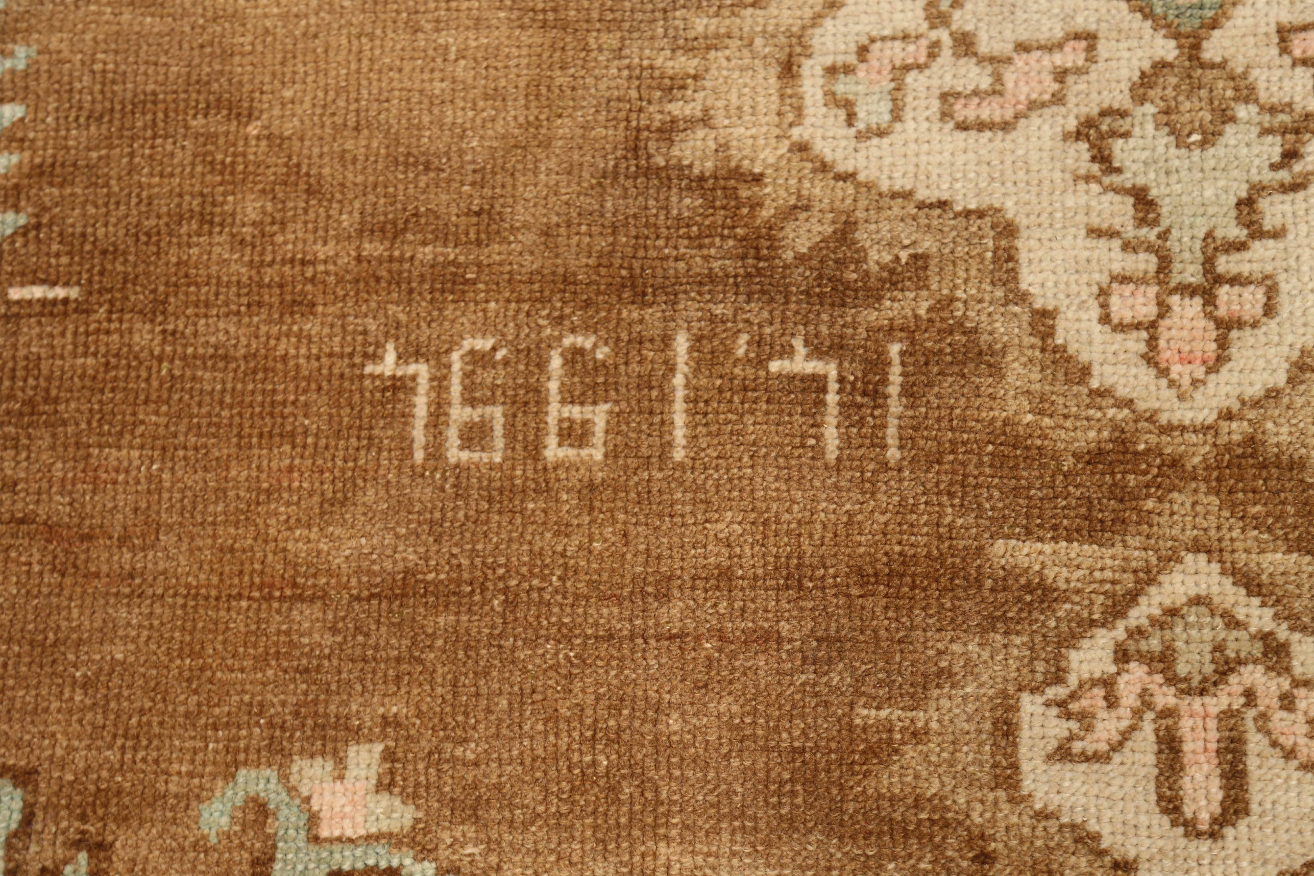 Thumbnail 5 for Antique Turkey Traditional Rug 92901