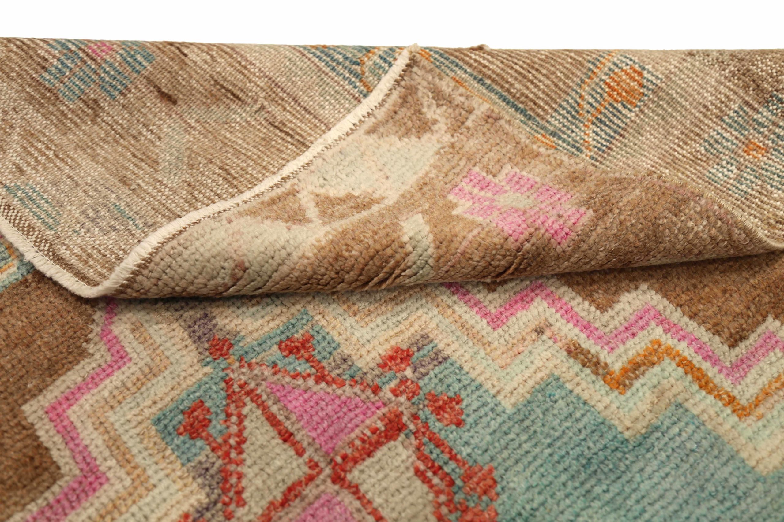 Thumbnail 15 for Antique Turkey Traditional Rug 92911