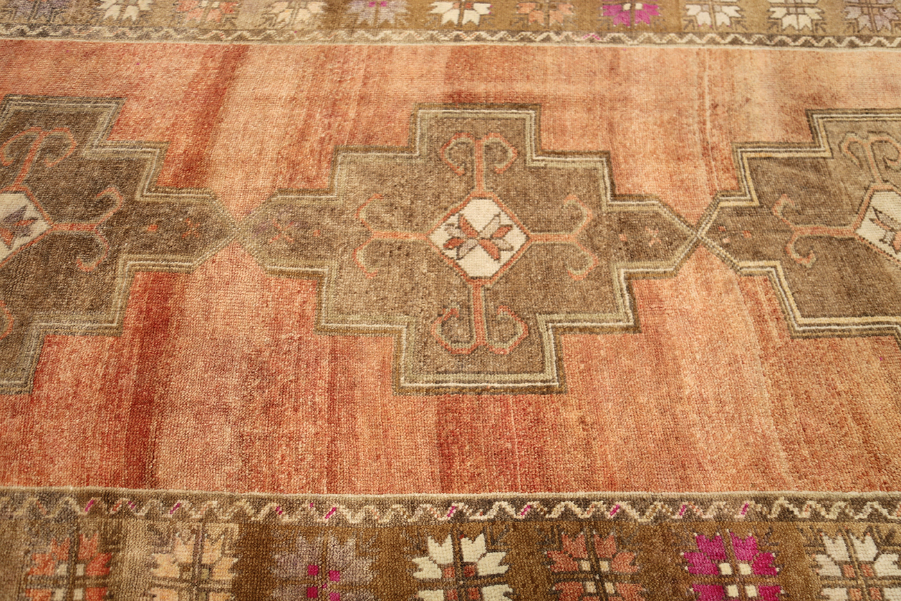 Thumbnail 7 for Antique Turkey Traditional Rug 92936