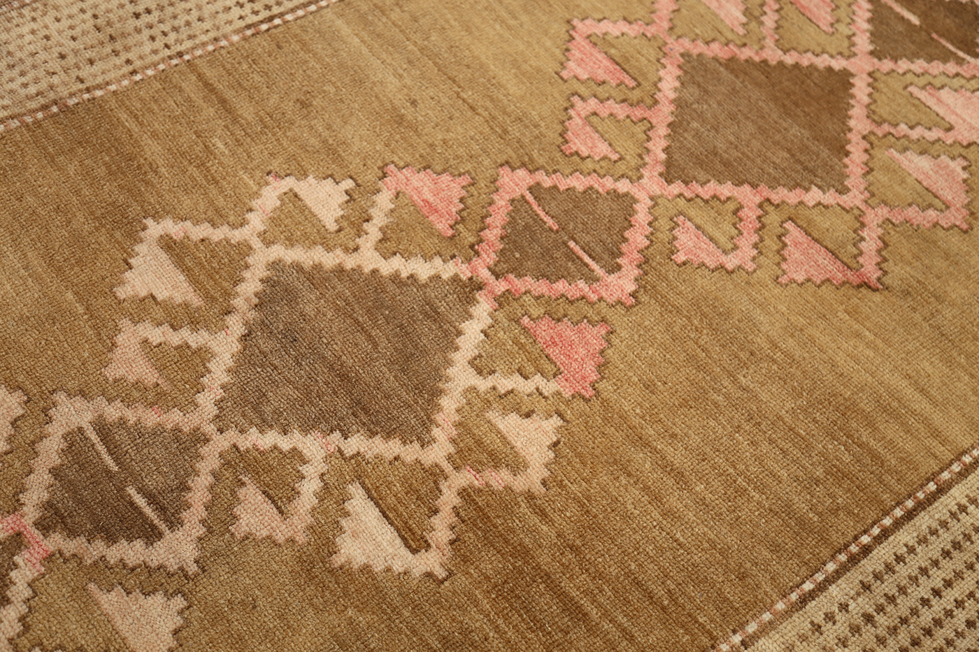 Thumbnail 8 for Antique Turkey Traditional Rug 92937