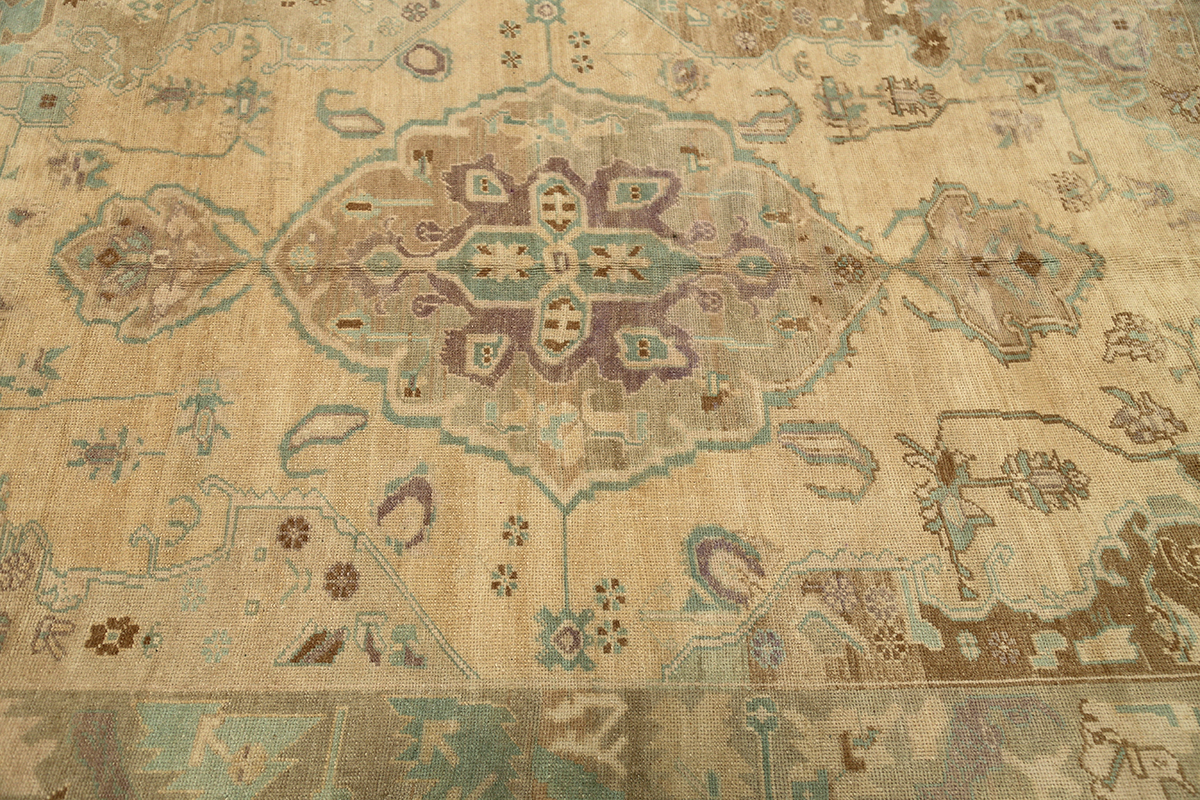 Thumbnail 4 for Antique Turkey Traditional Rug 92948