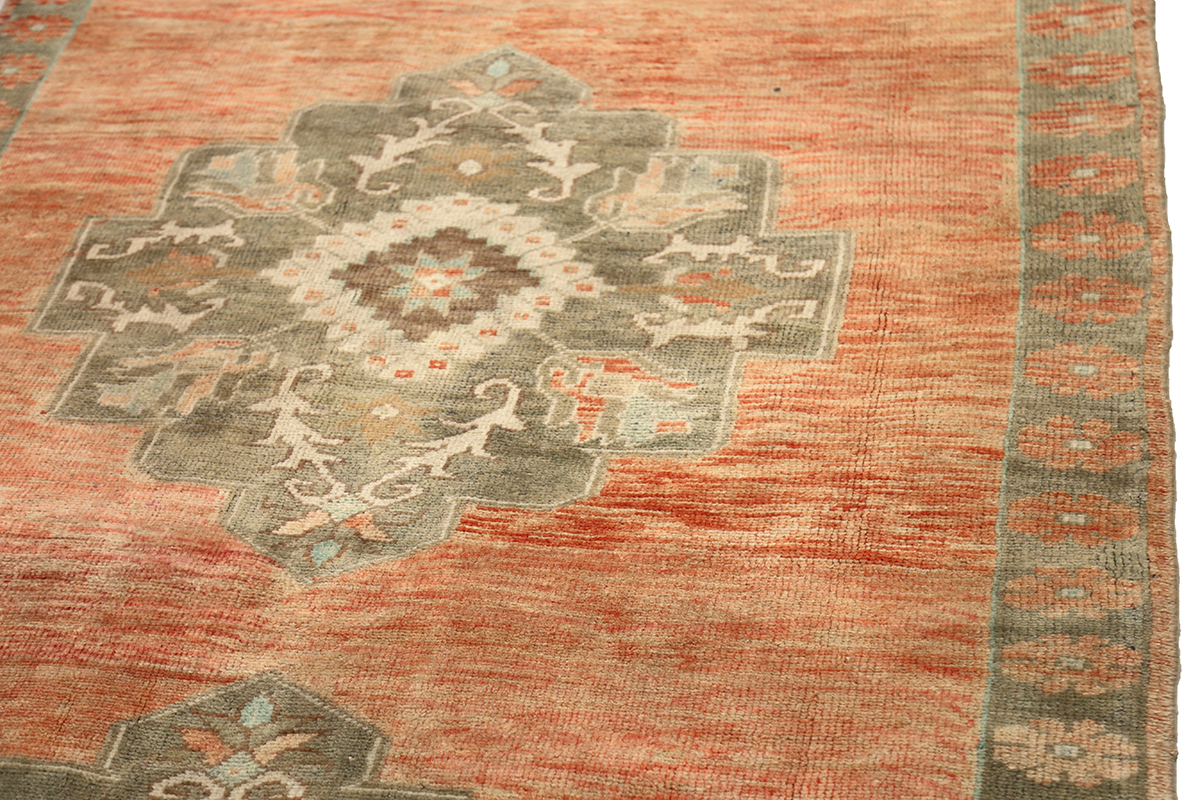 Thumbnail 8 for Antique Turkey Traditional Rug 92961